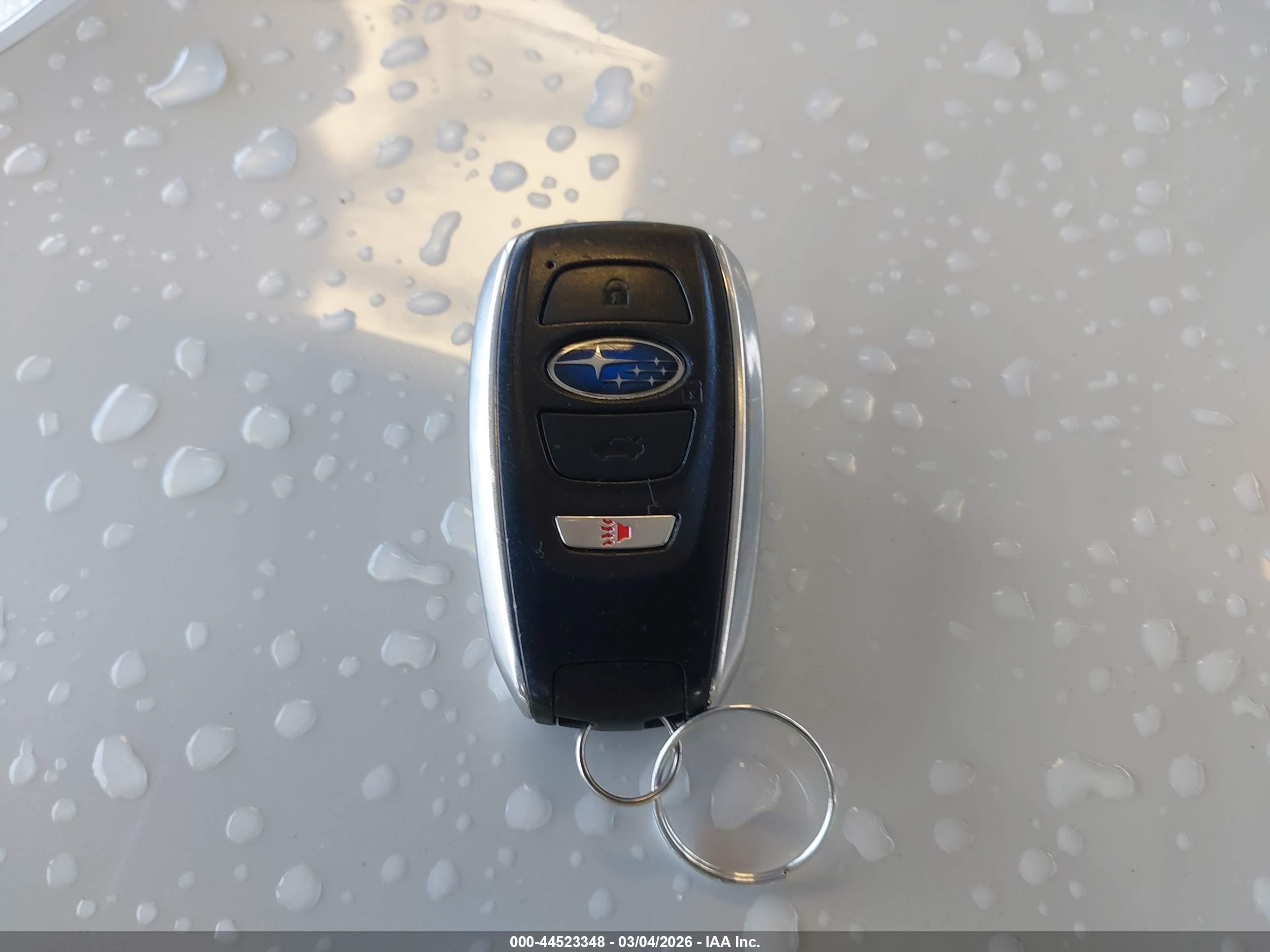 SUBARU OUTBACK image 11