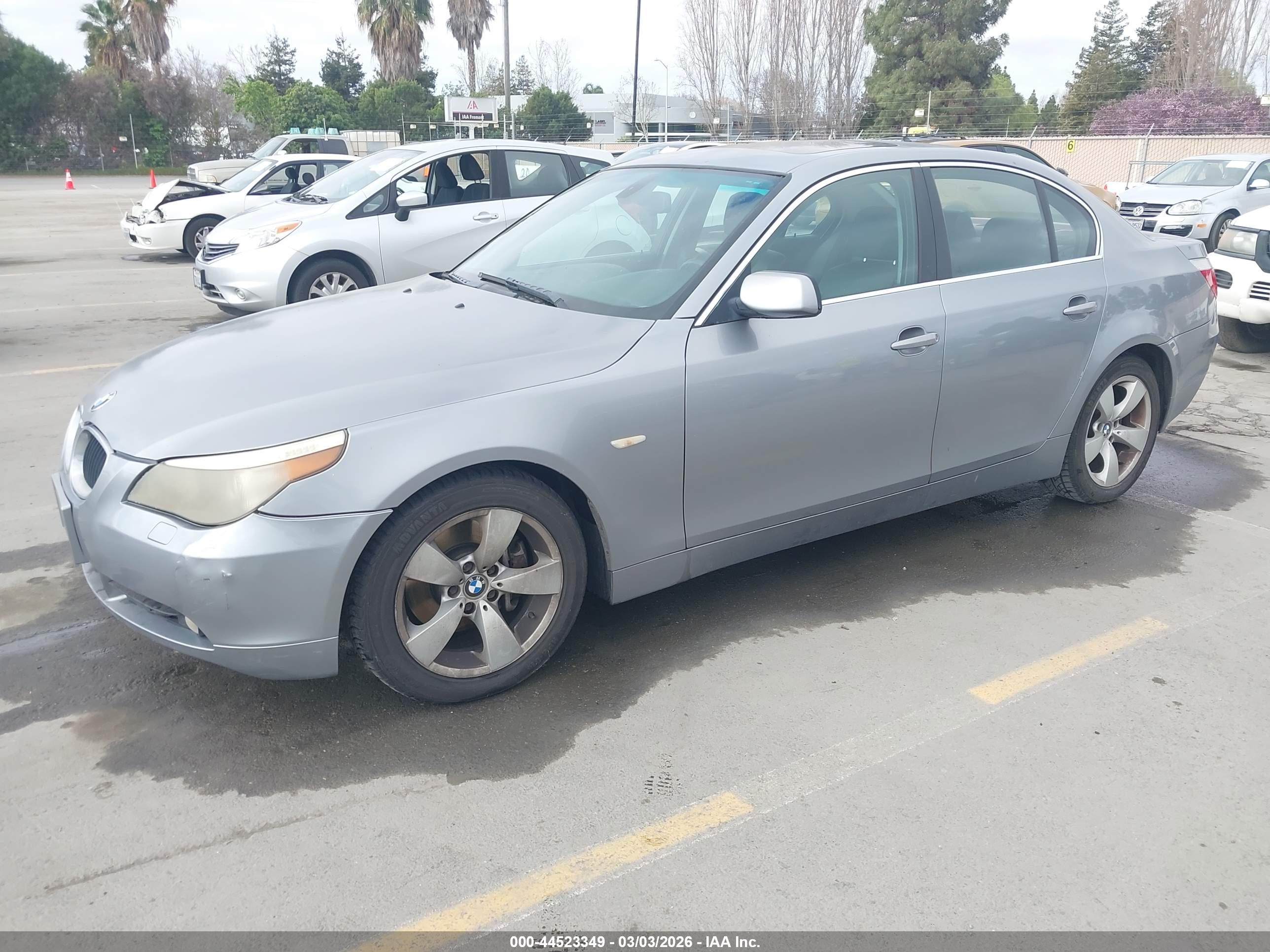 BMW 530I image 2