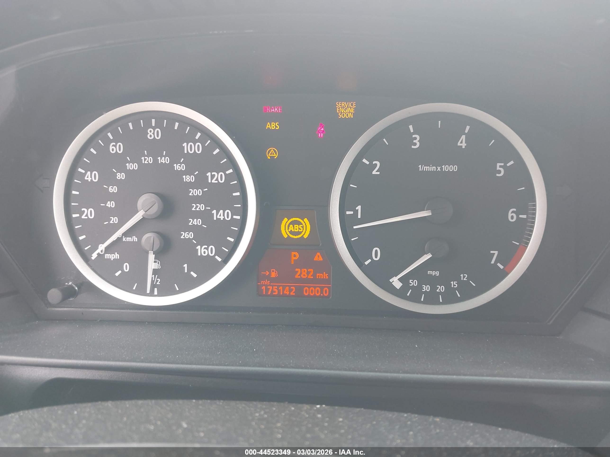 BMW 530I image 7