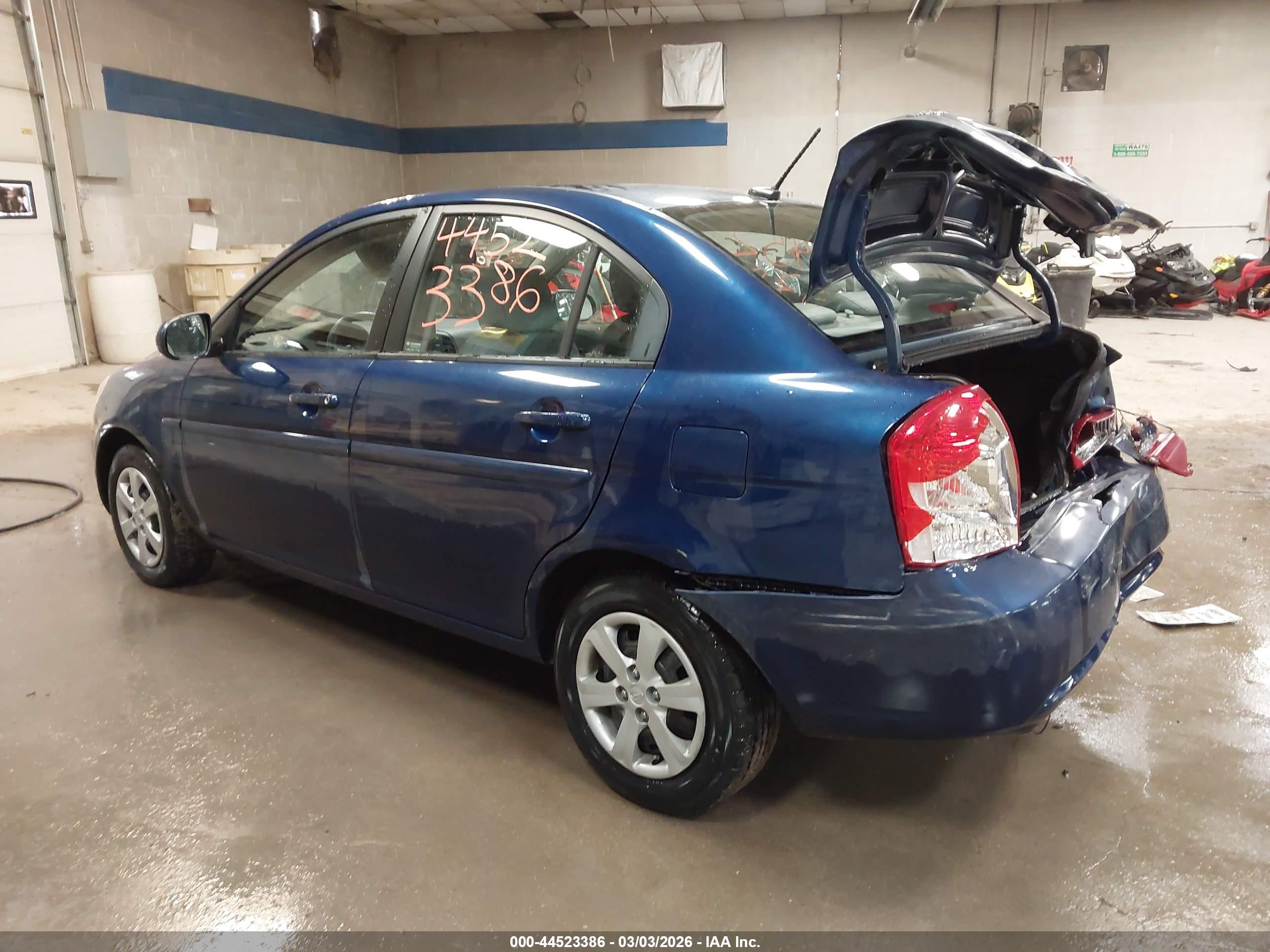 HYUNDAI ACCENT image 3