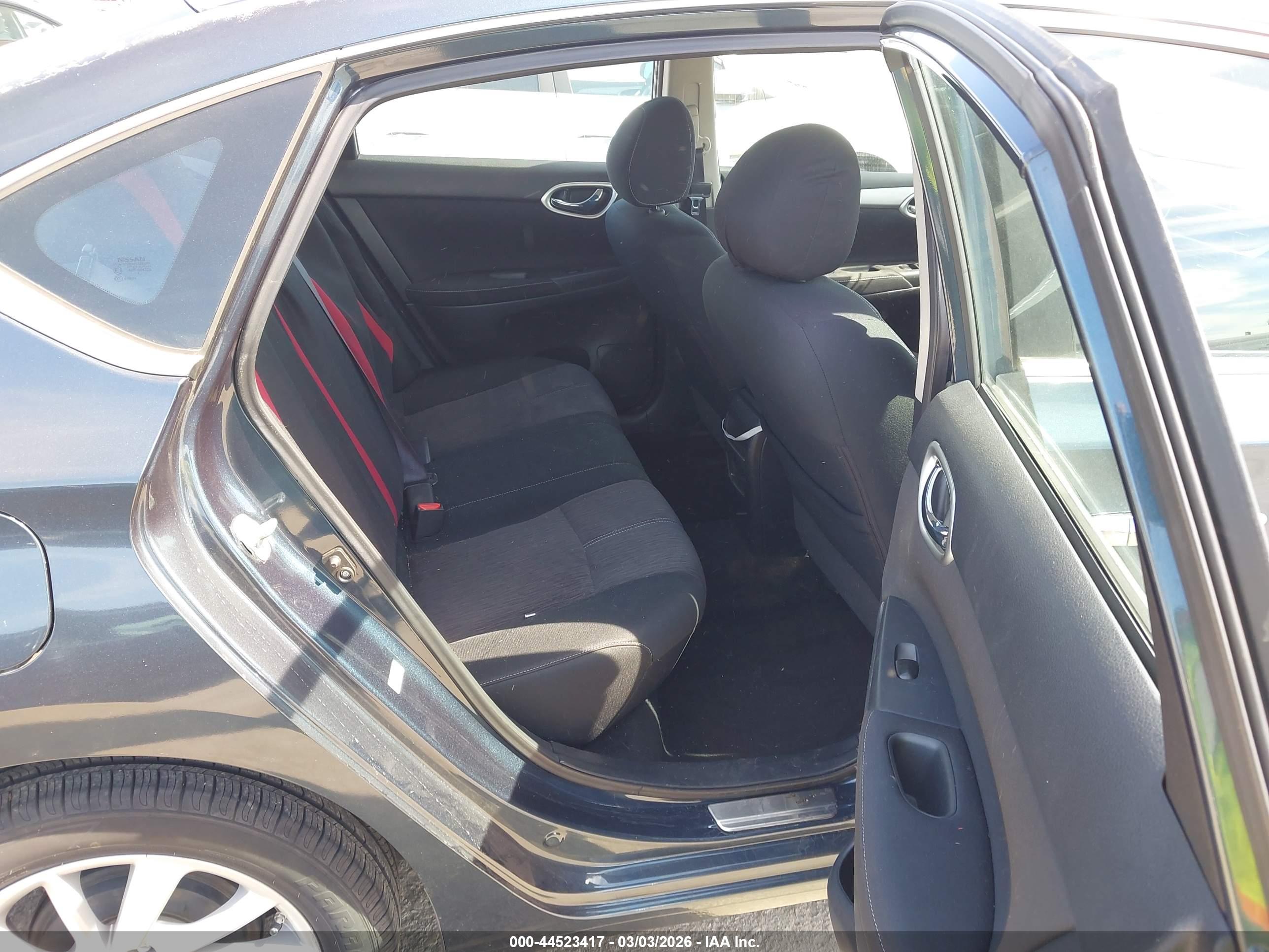 NISSAN SENTRA image 8