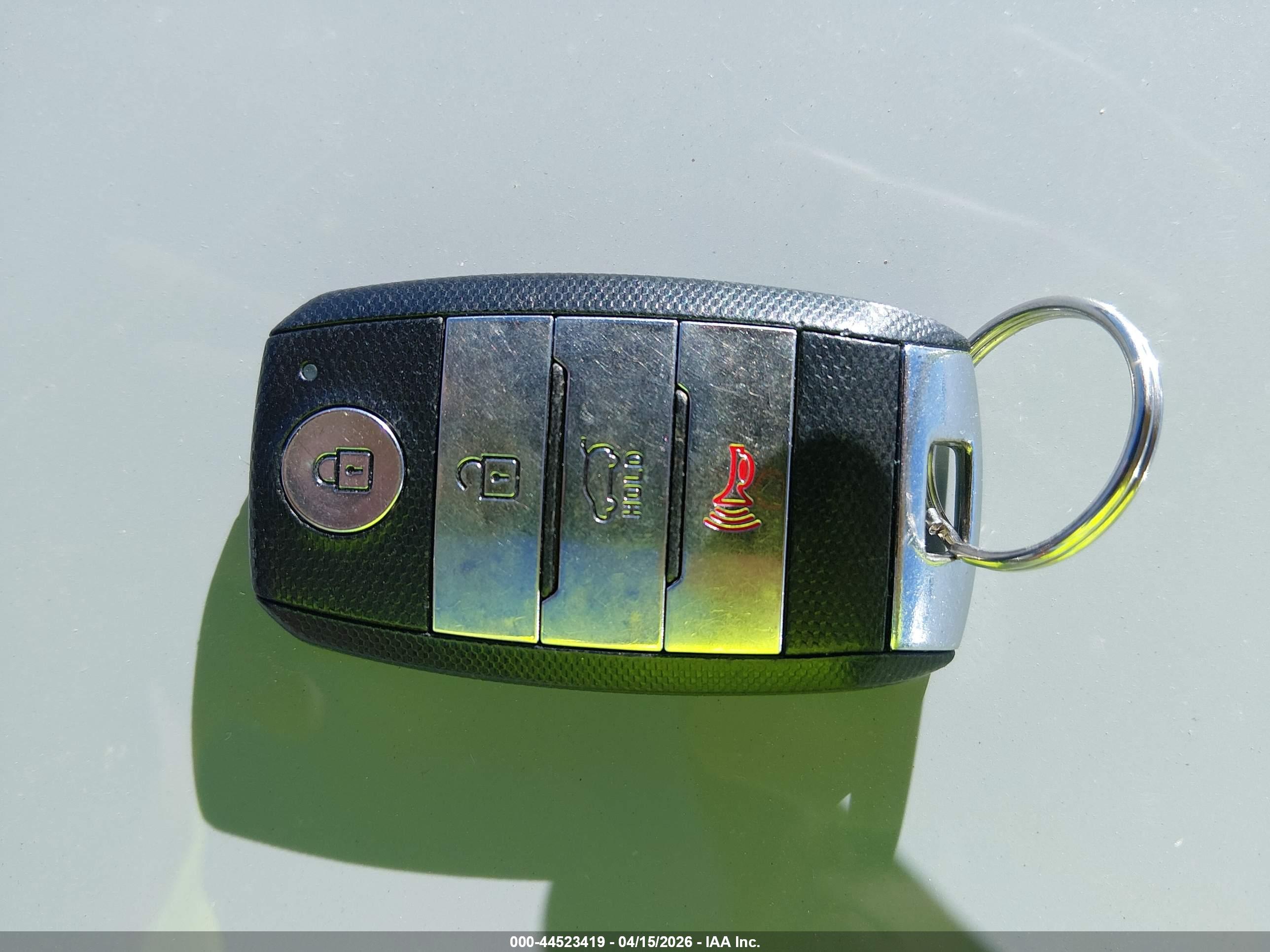 KIA NIRO image 11
