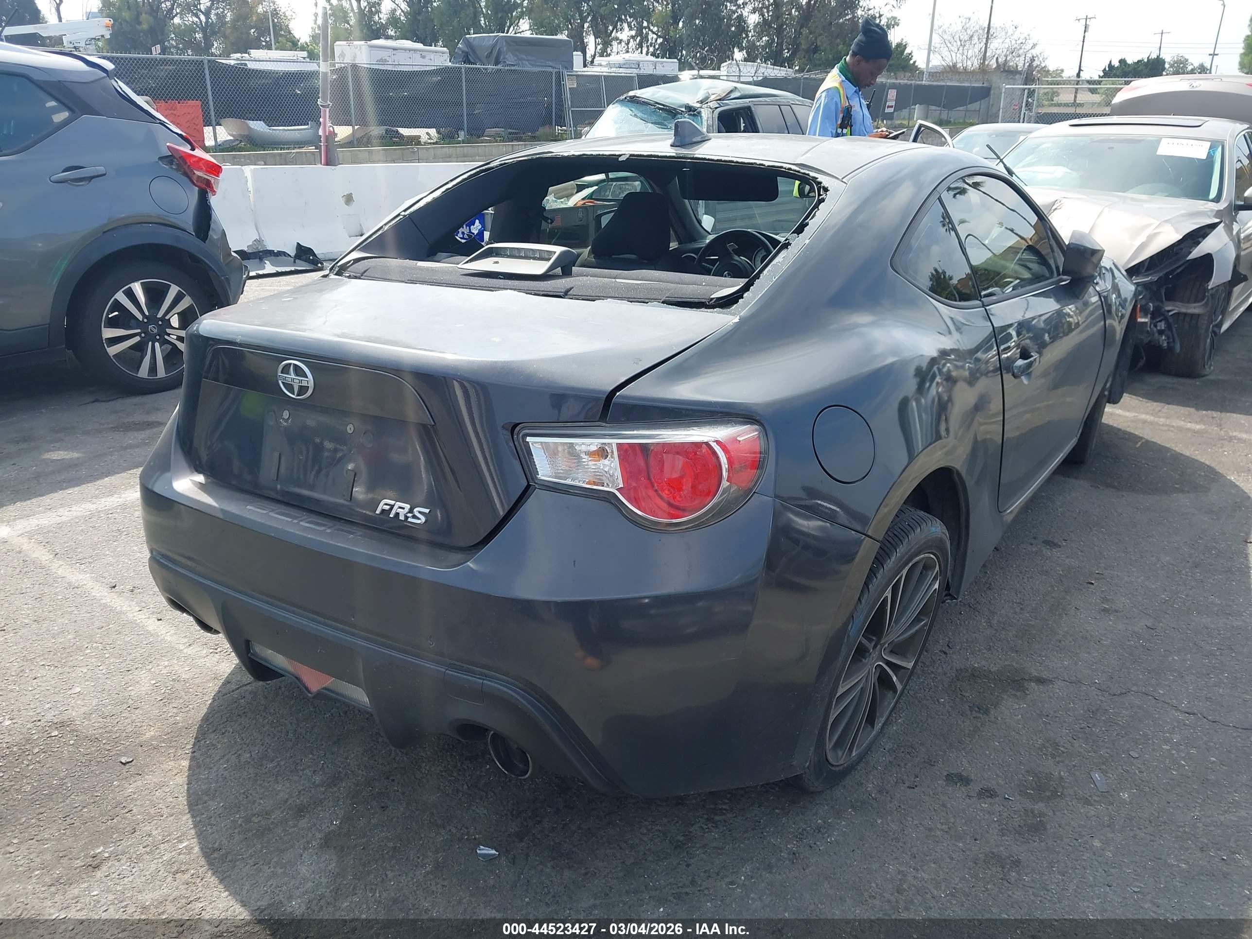 SCION FR-S image 4