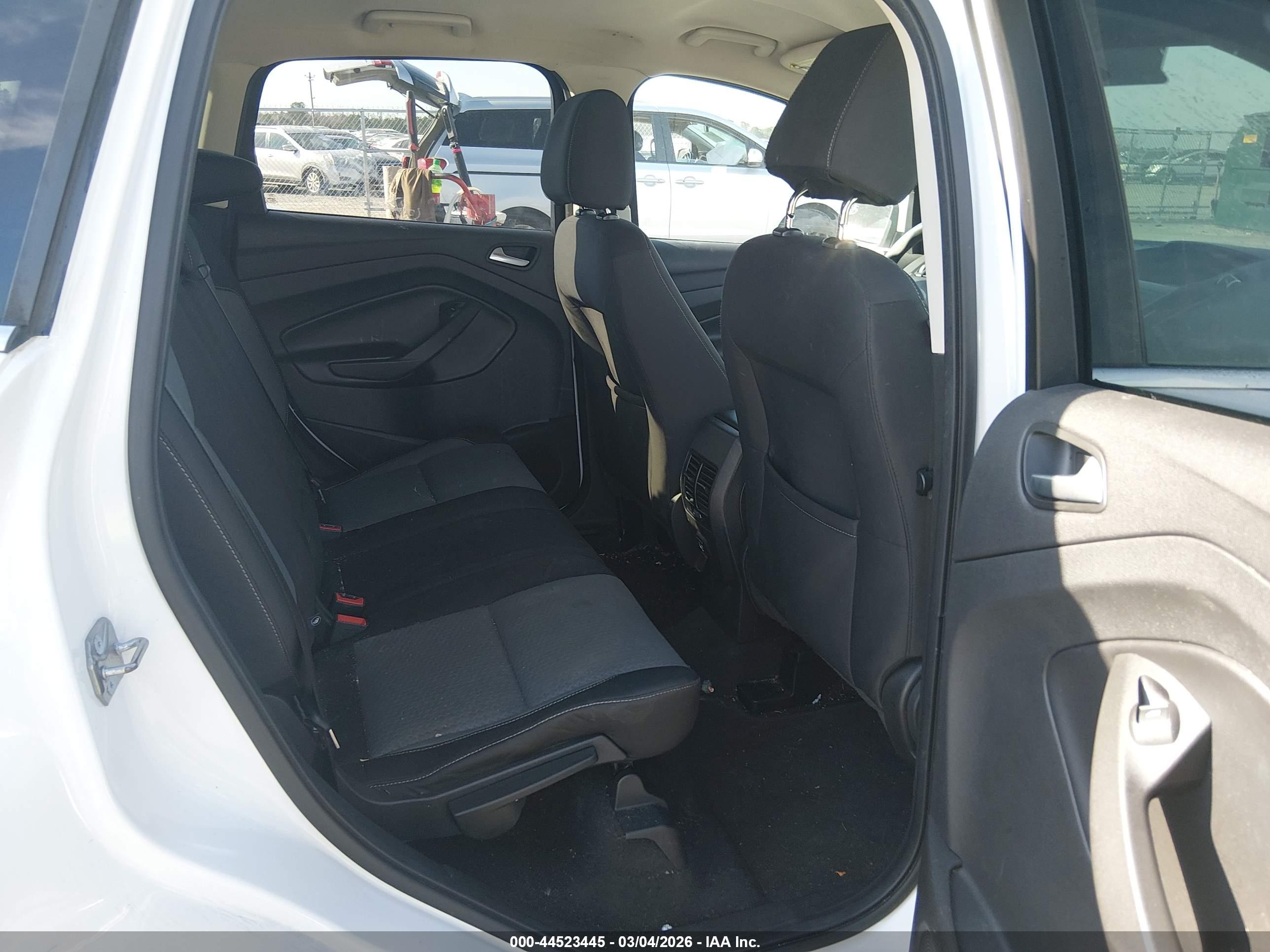 FORD ESCAPE image 8