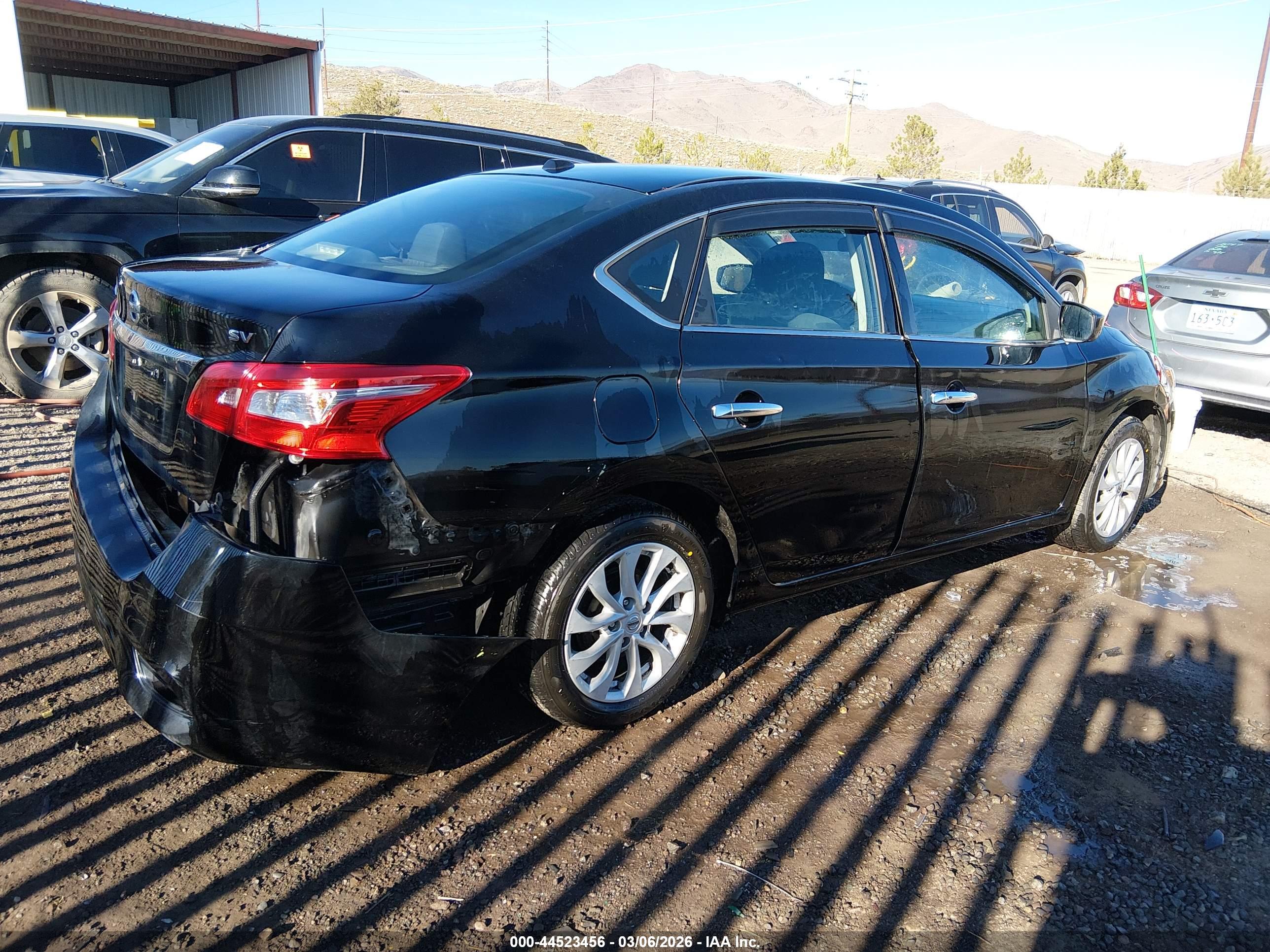 NISSAN SENTRA image 4