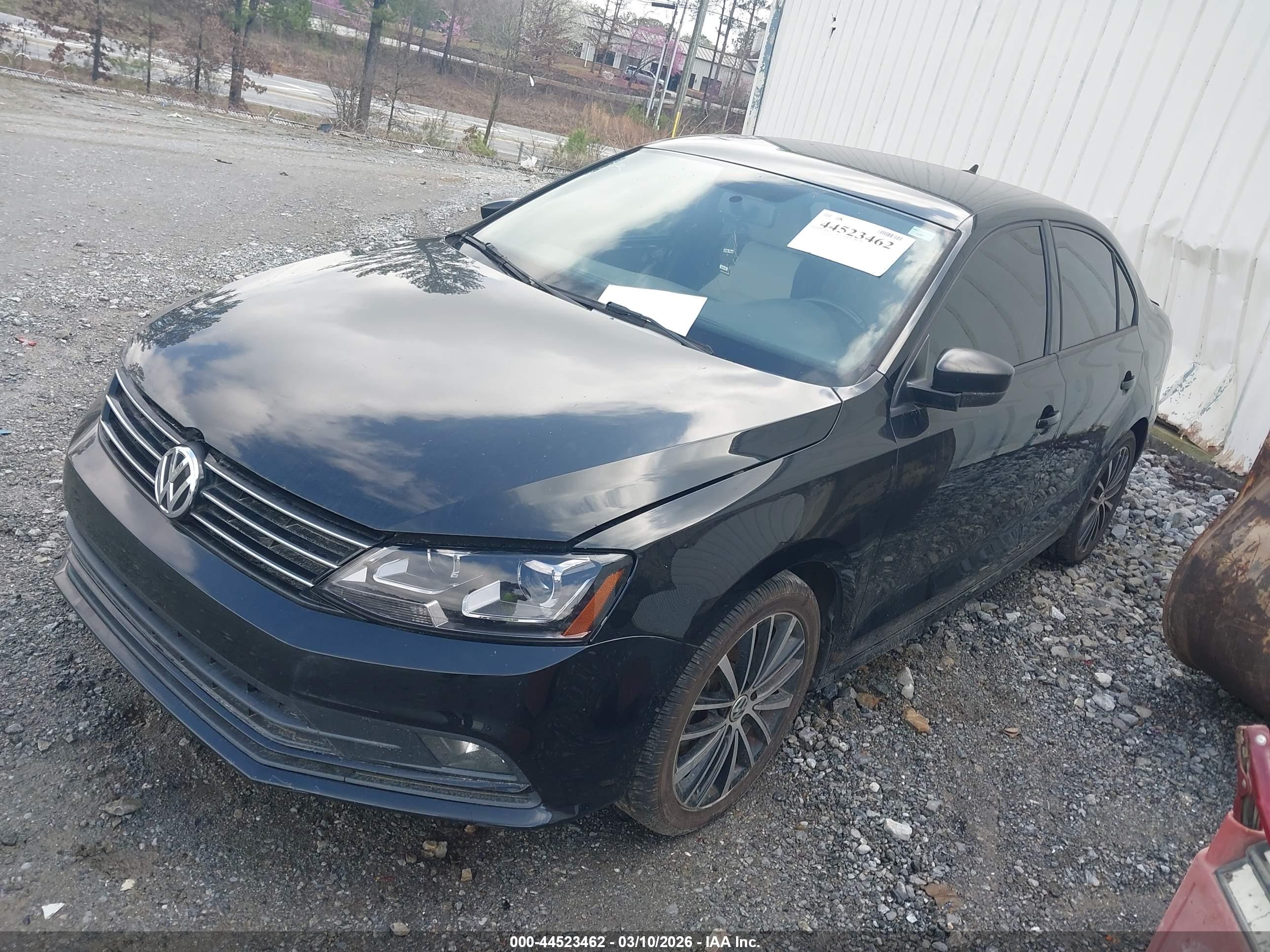 VOLKSWAGEN JETTA image 2