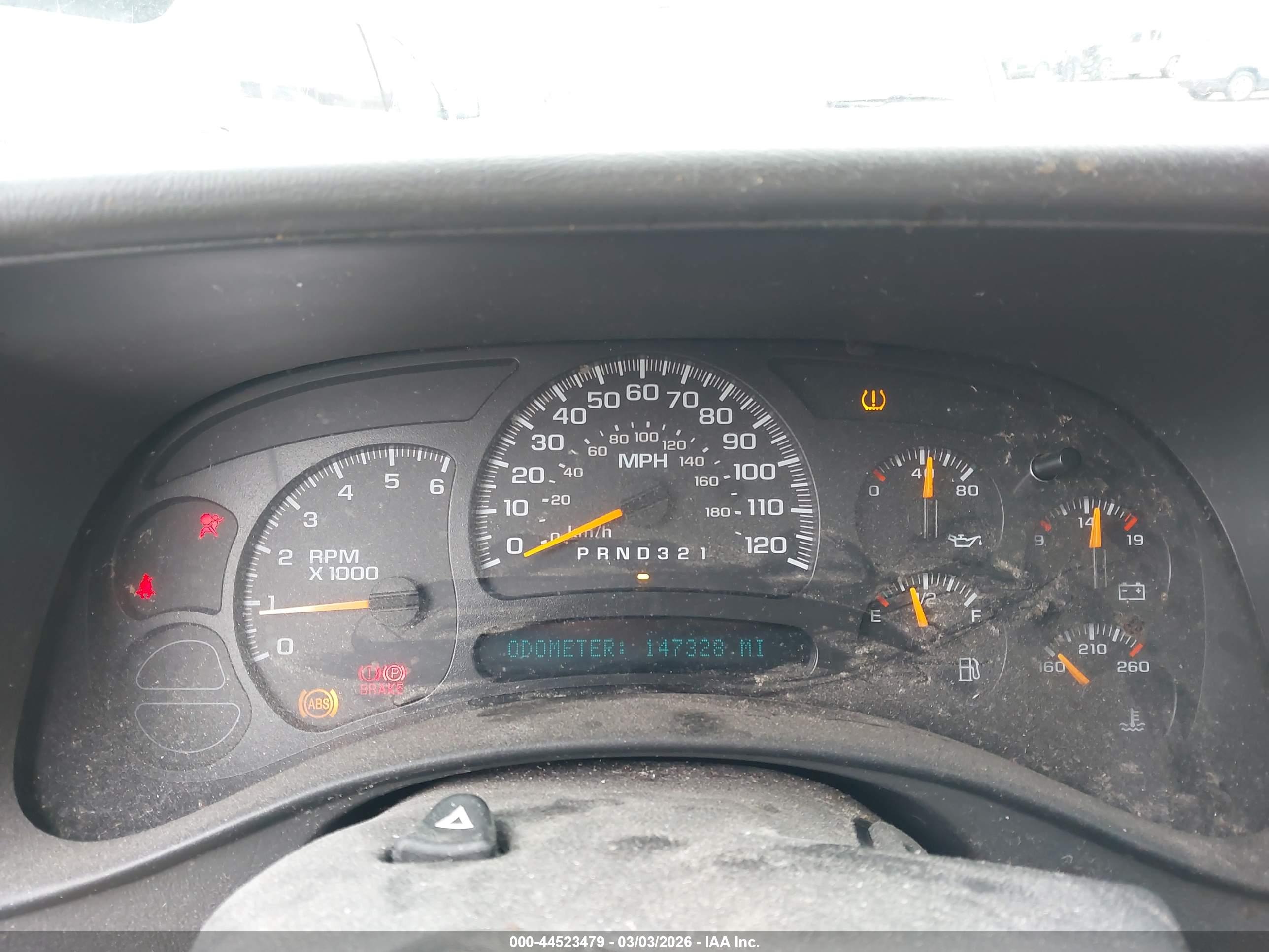 CHEVROLET TAHOE image 7