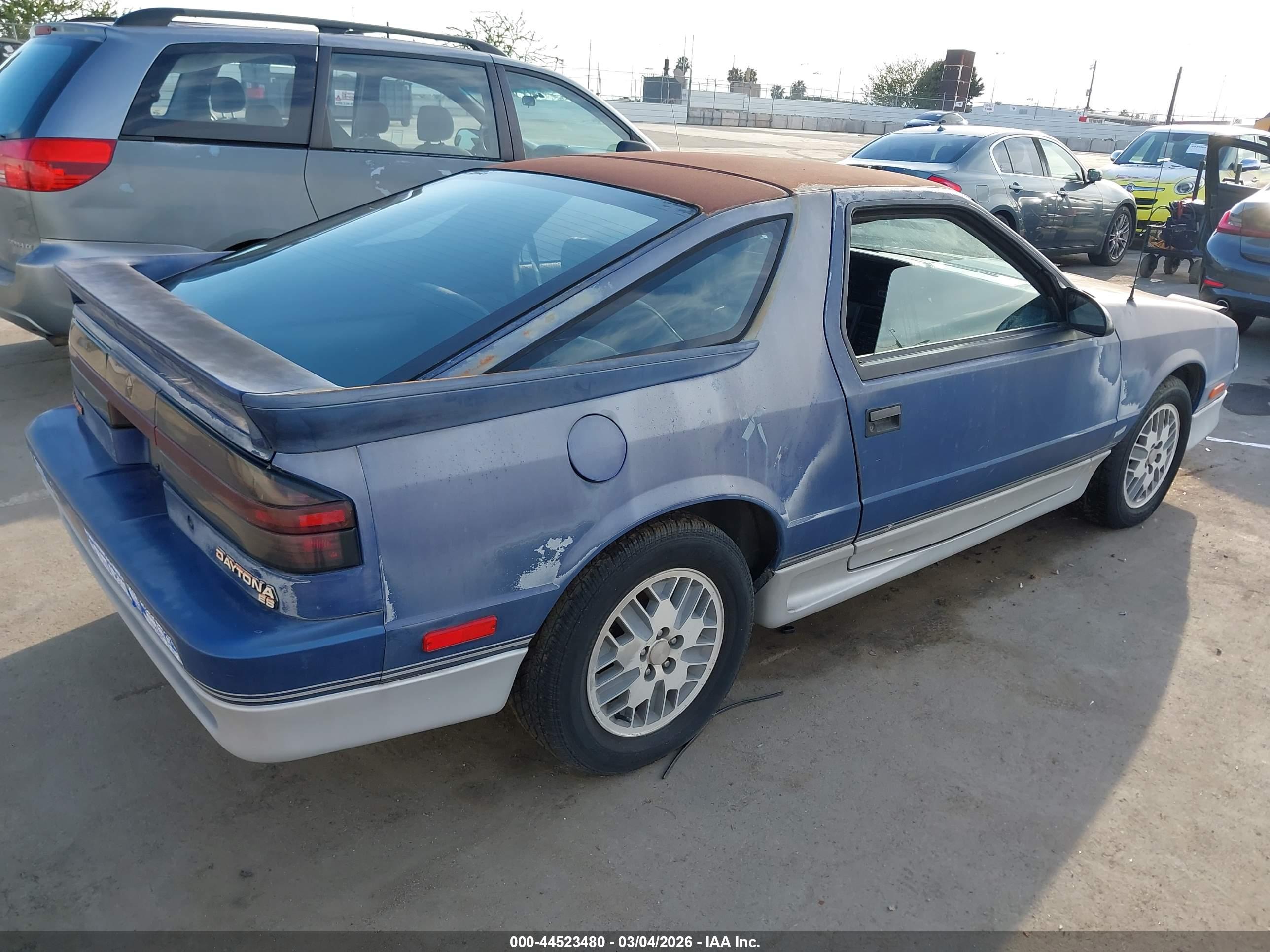DODGE DAYTONA image 4