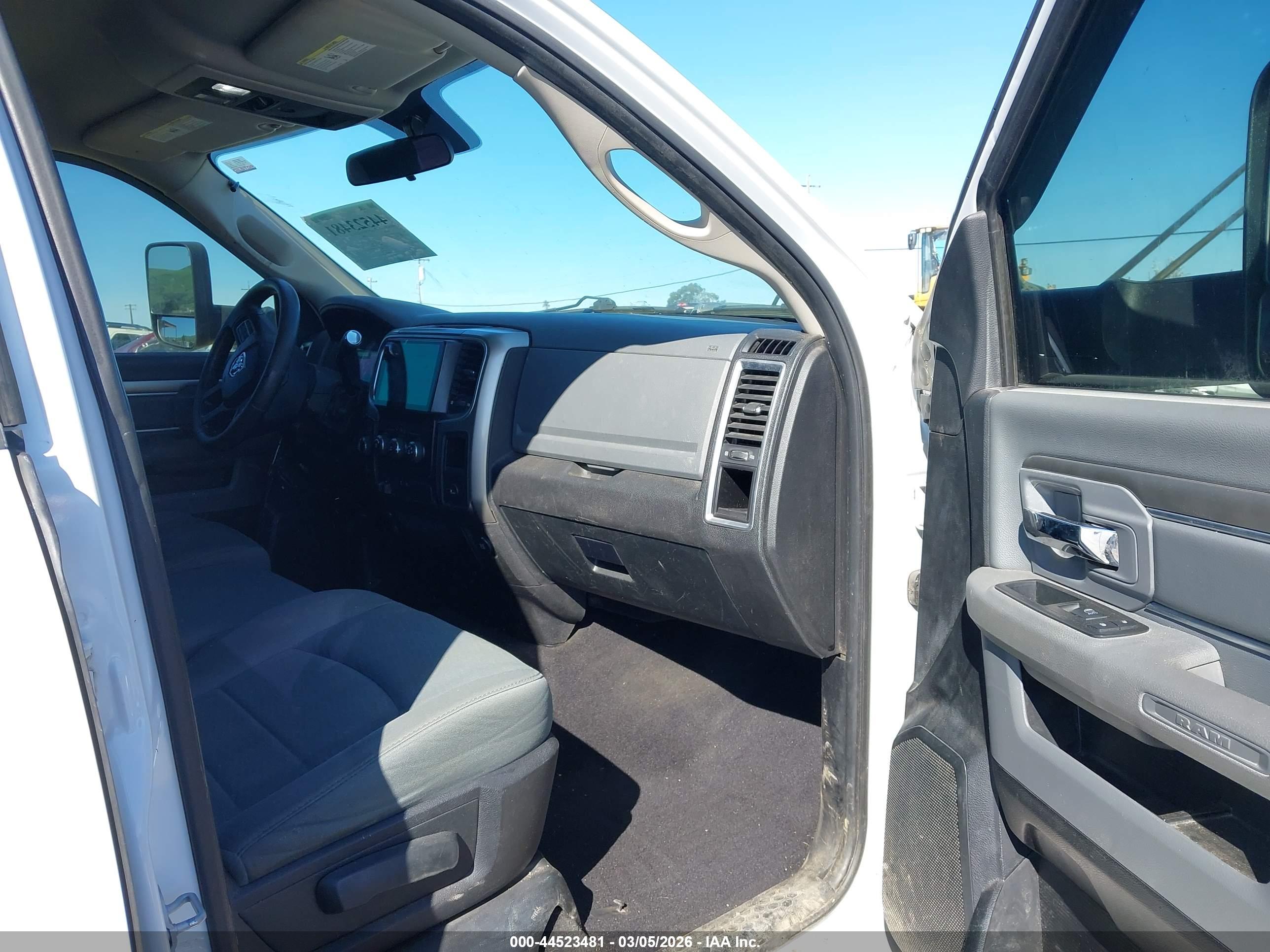 RAM 1500 image 5