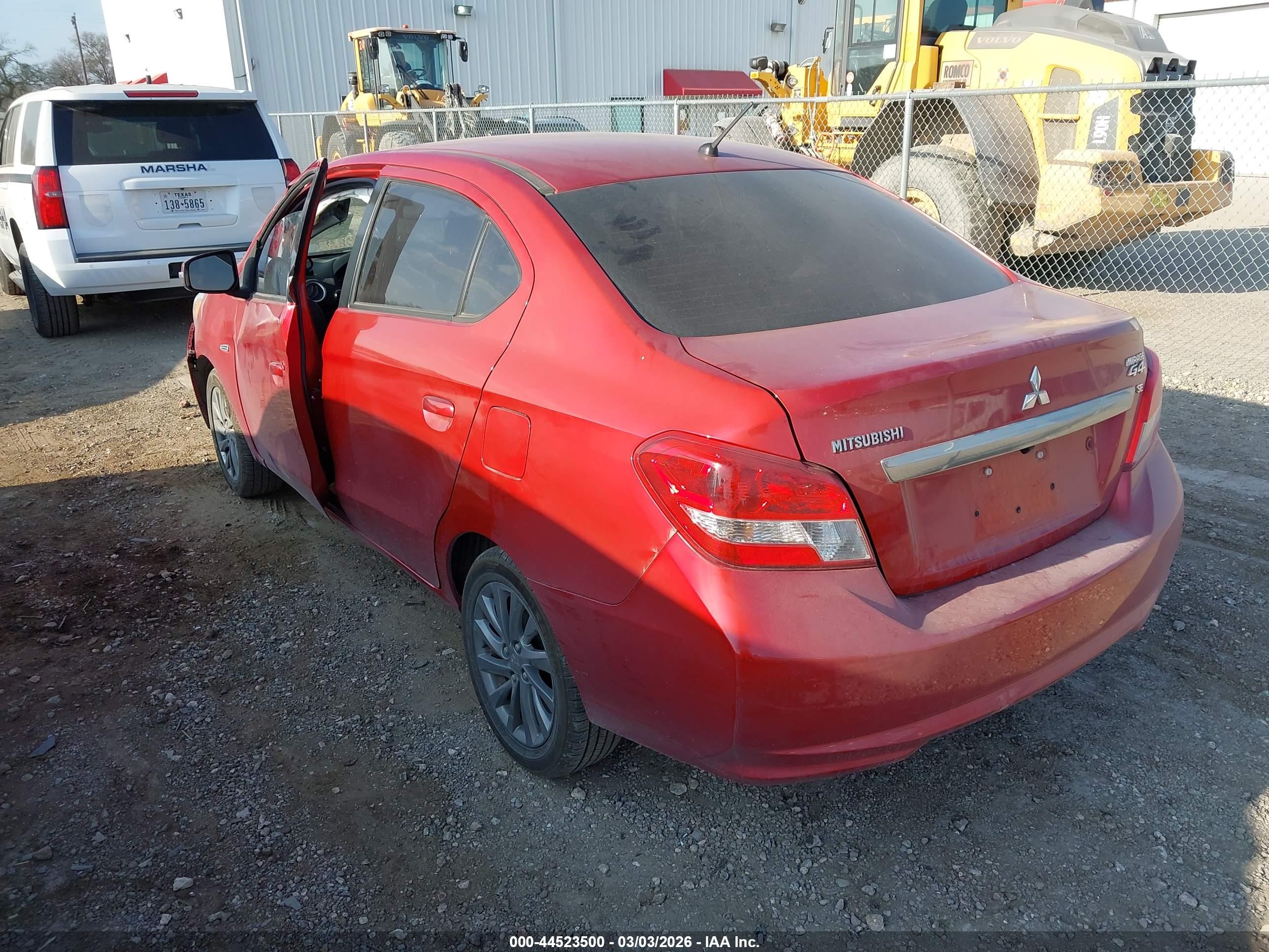 MITSUBISHI MIRAGE image 3