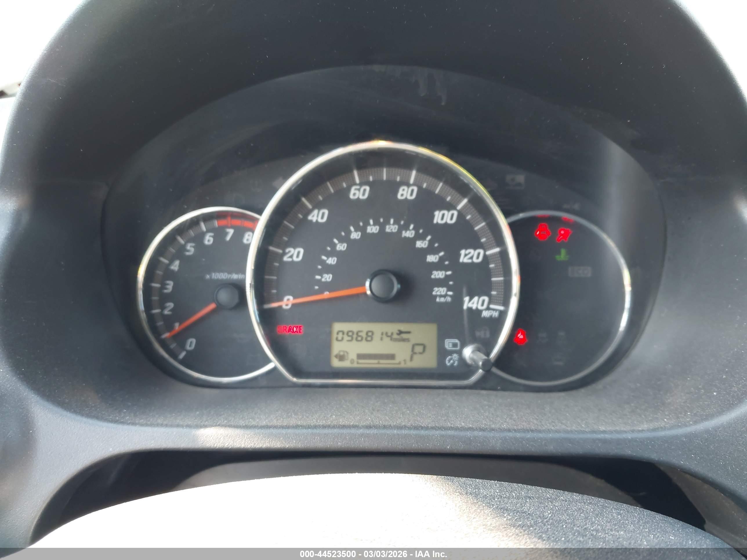 MITSUBISHI MIRAGE image 7
