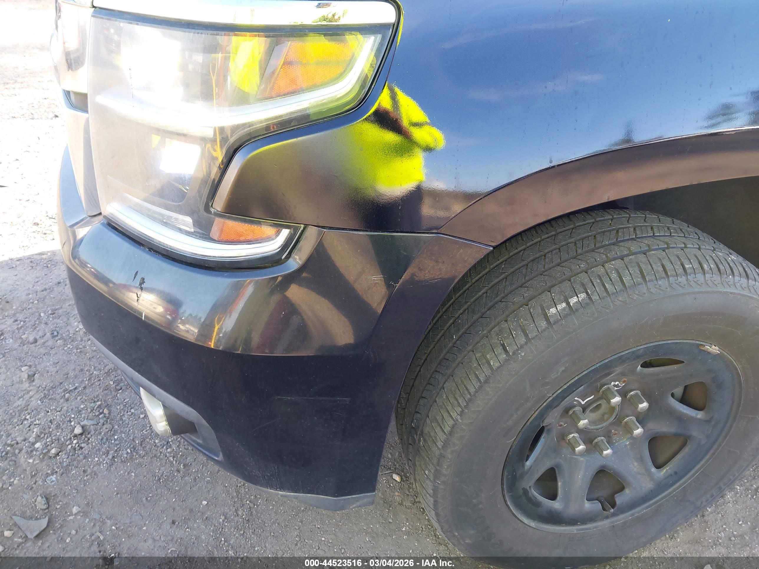 CHEVROLET TAHOE image 6