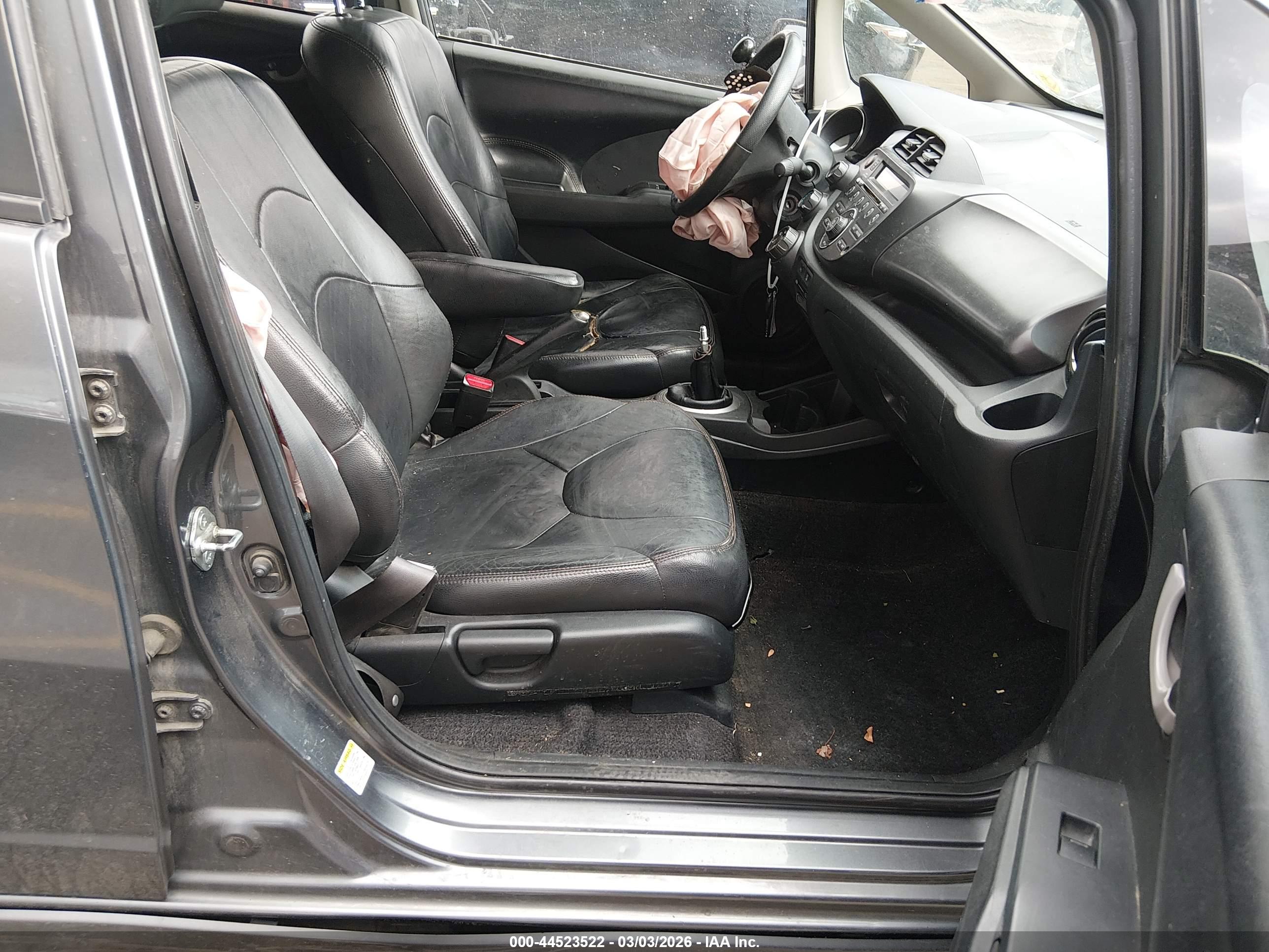 HONDA FIT image 5