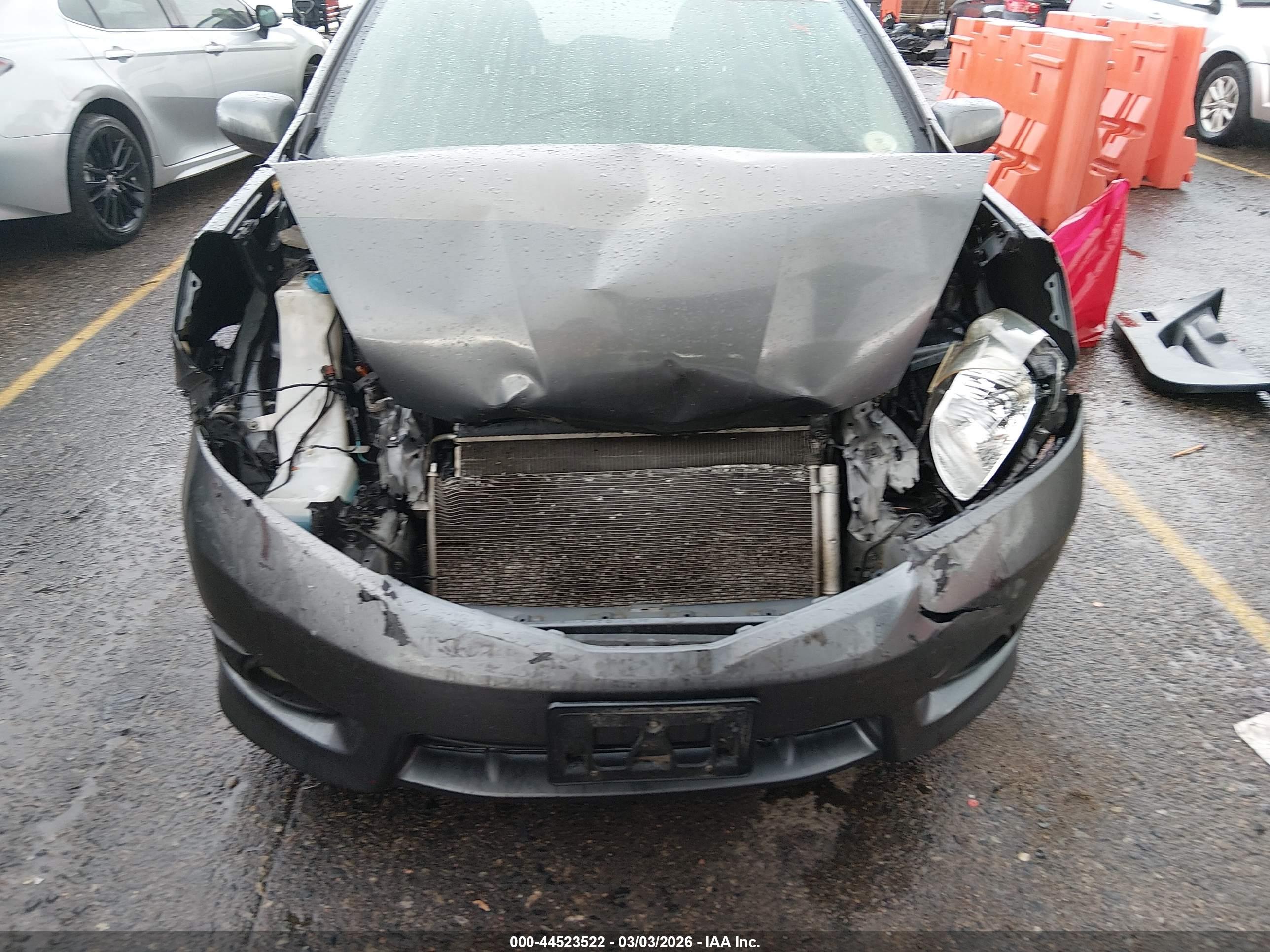 HONDA FIT image 6
