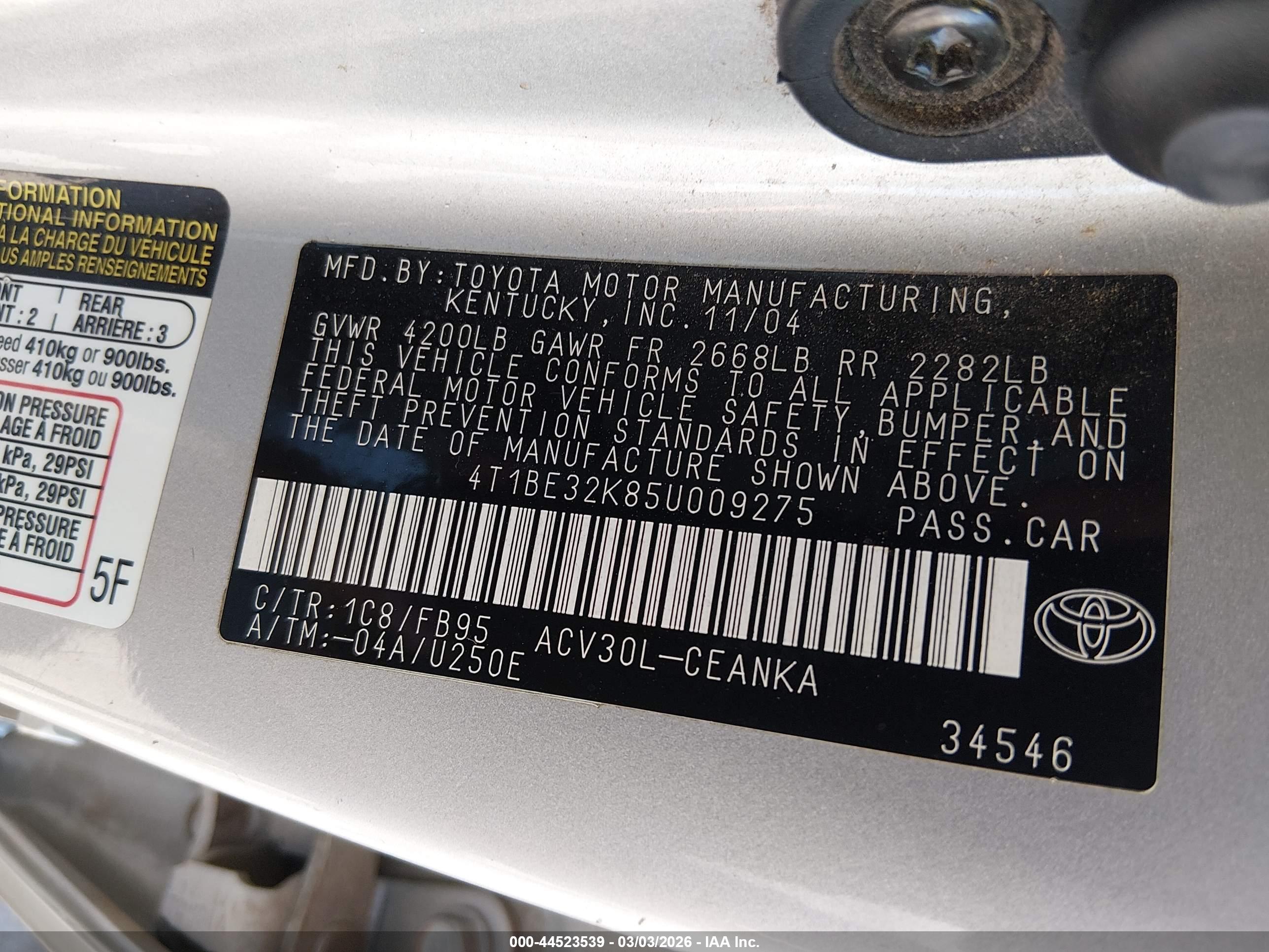 TOYOTA CAMRY image 9