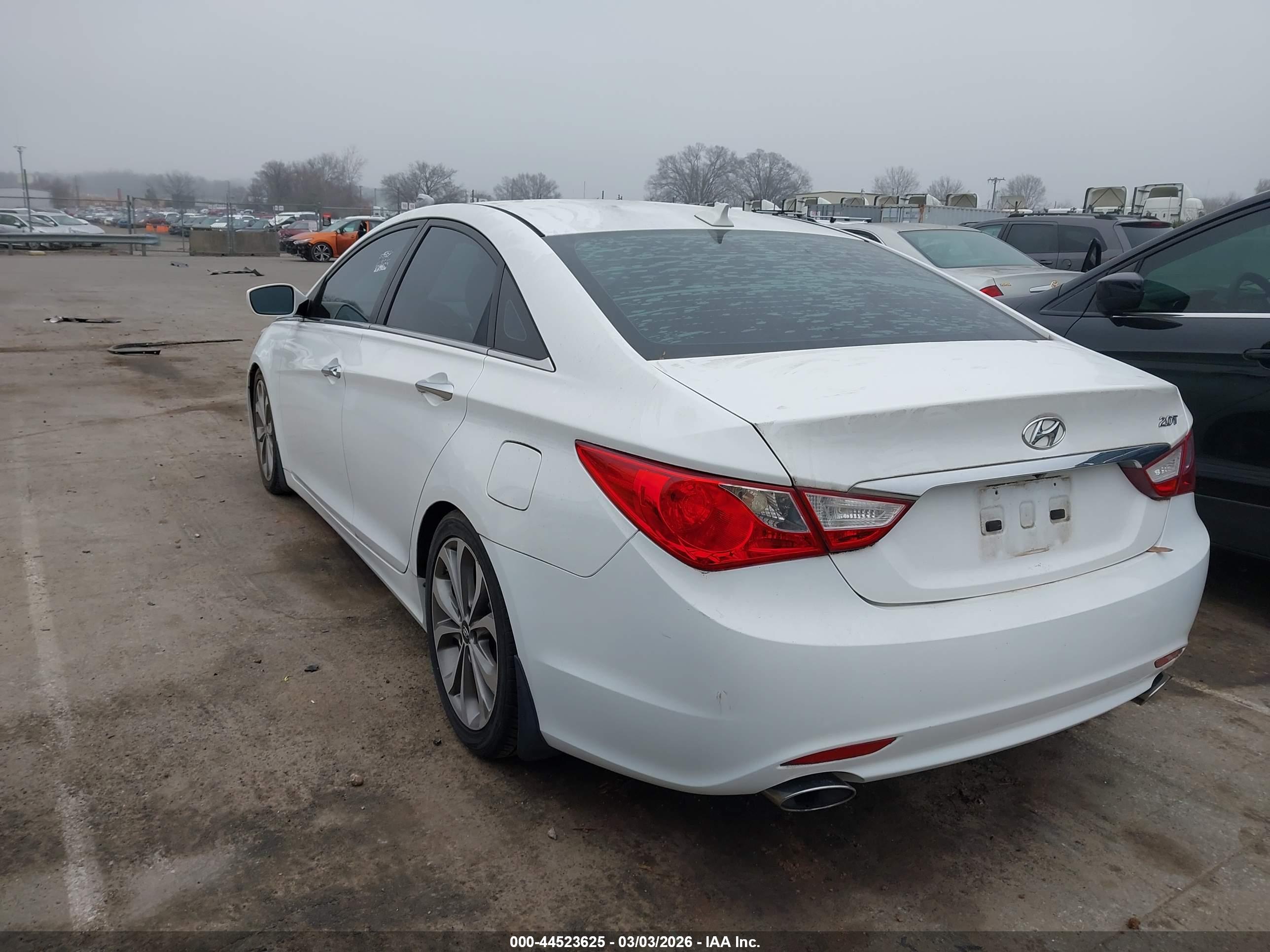HYUNDAI SONATA image 3