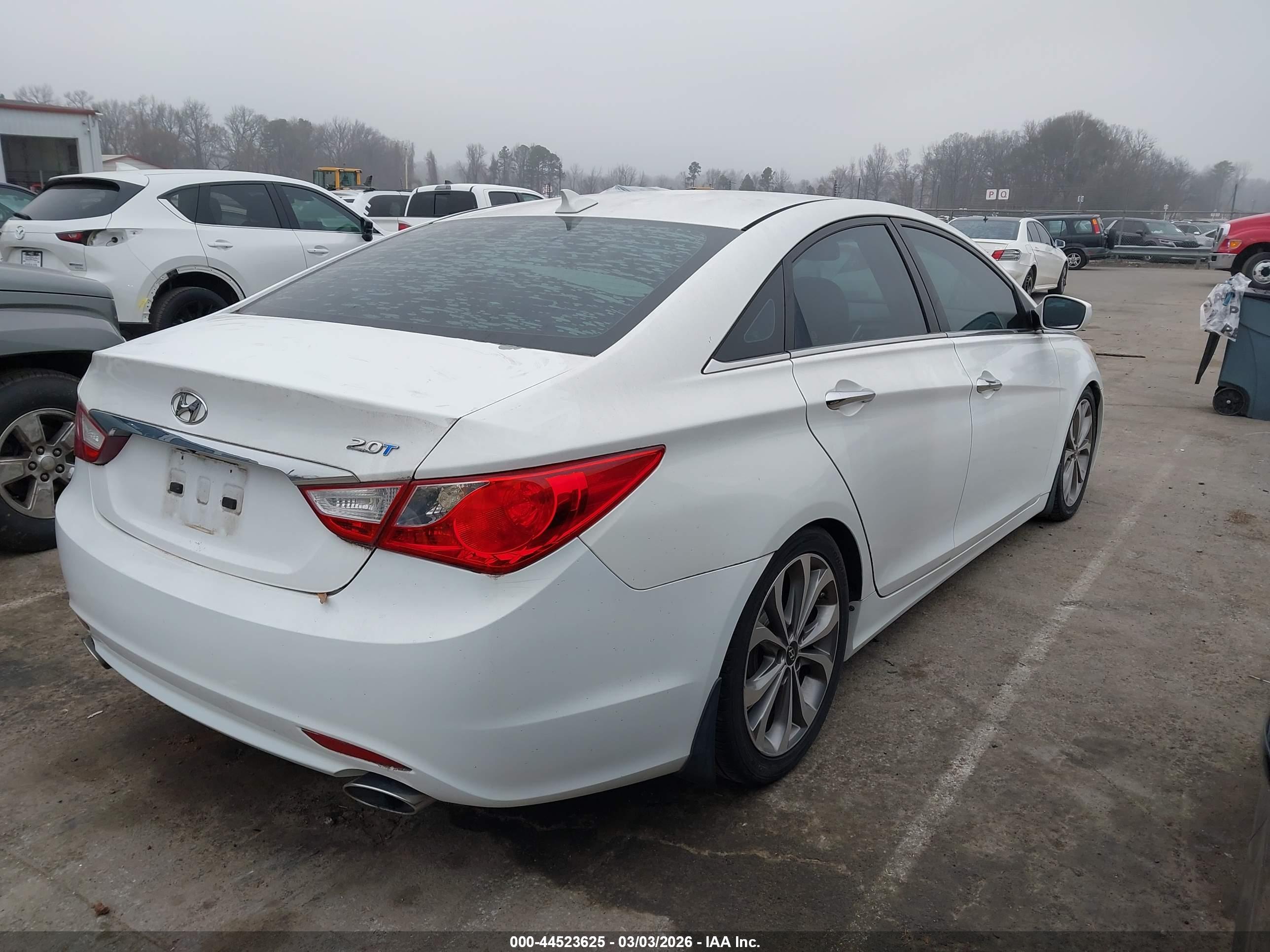 HYUNDAI SONATA image 4