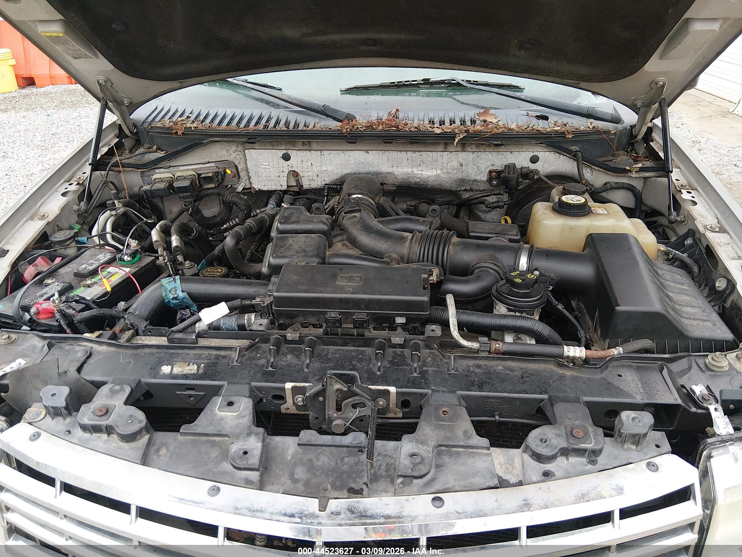 LINCOLN NAVIGATOR image 10