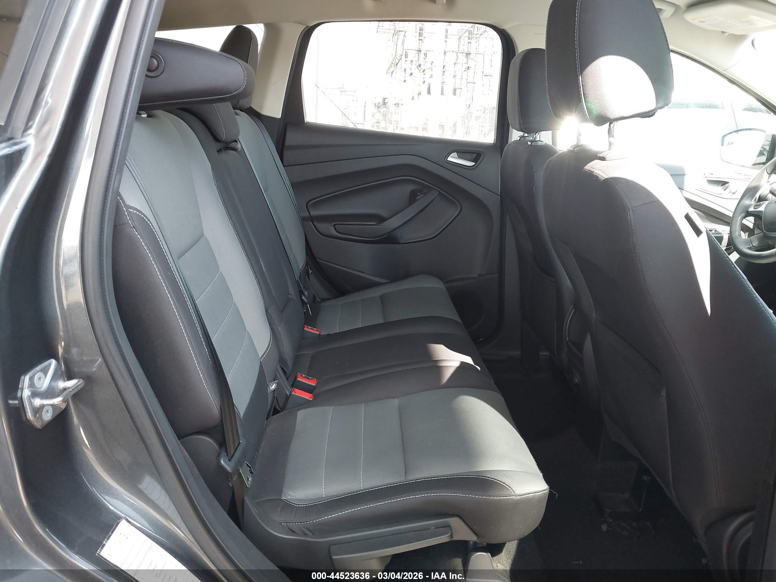 FORD ESCAPE image 8