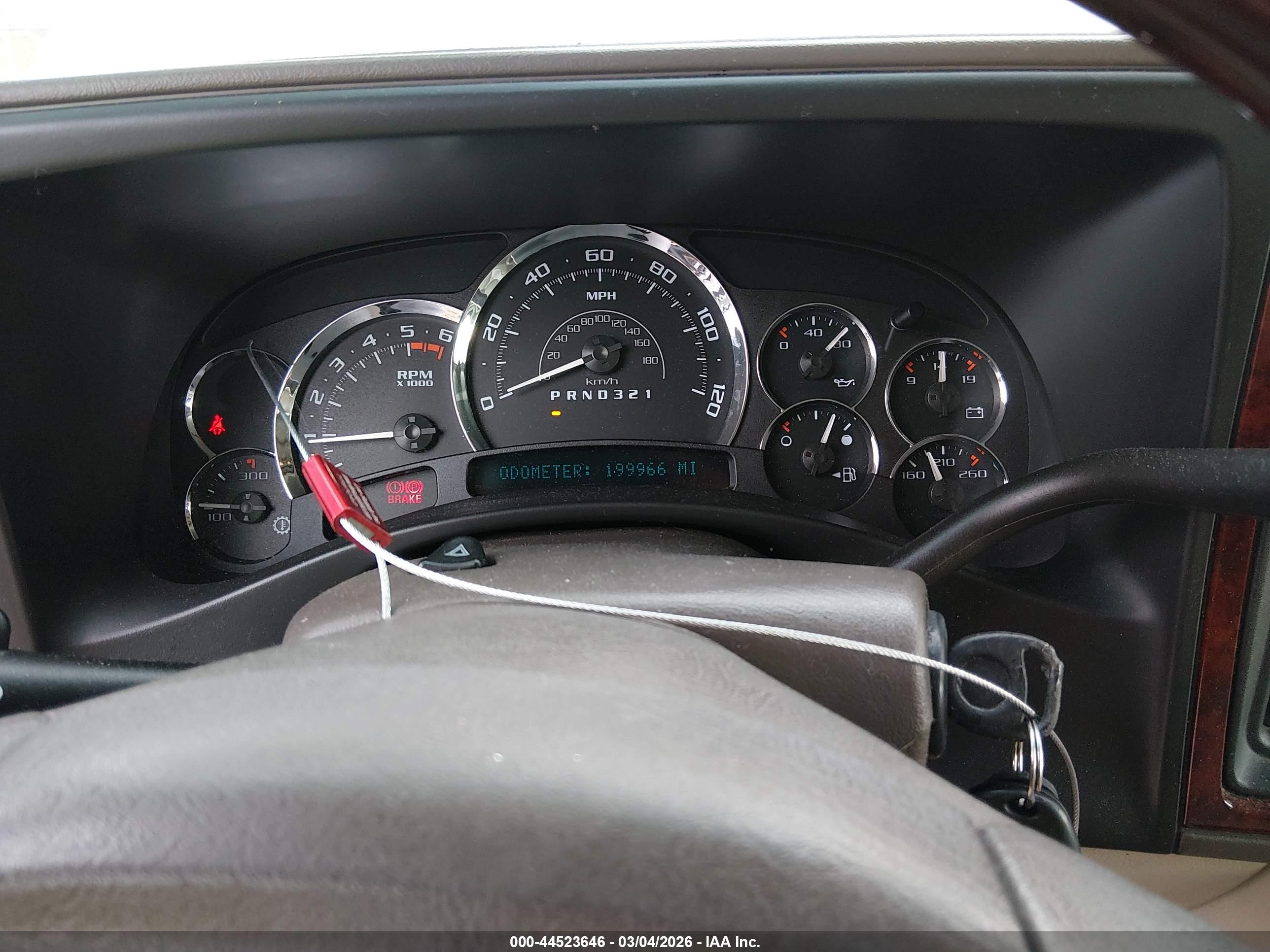 CADILLAC ESCALADE image 7