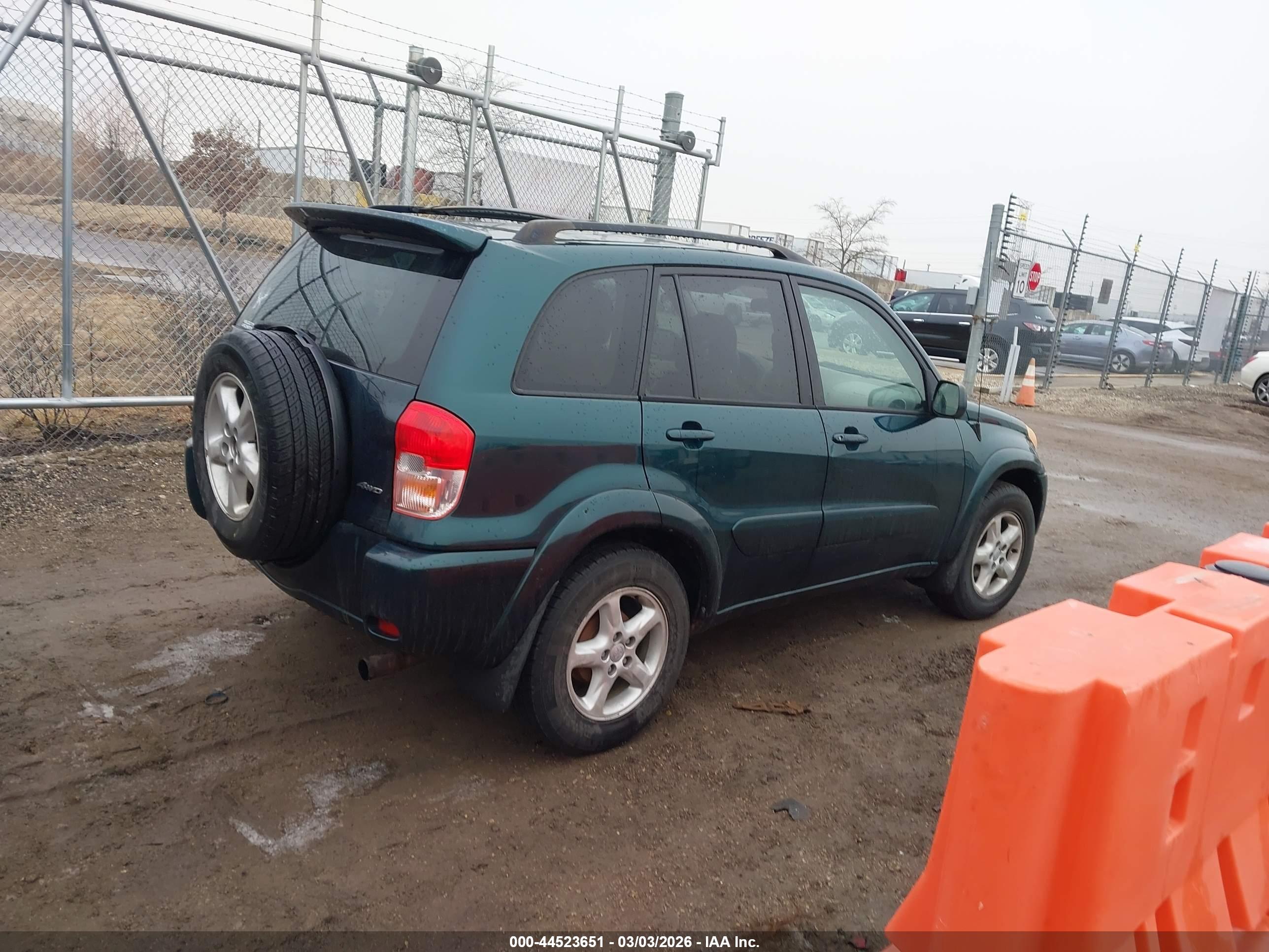 TOYOTA RAV4 image 4