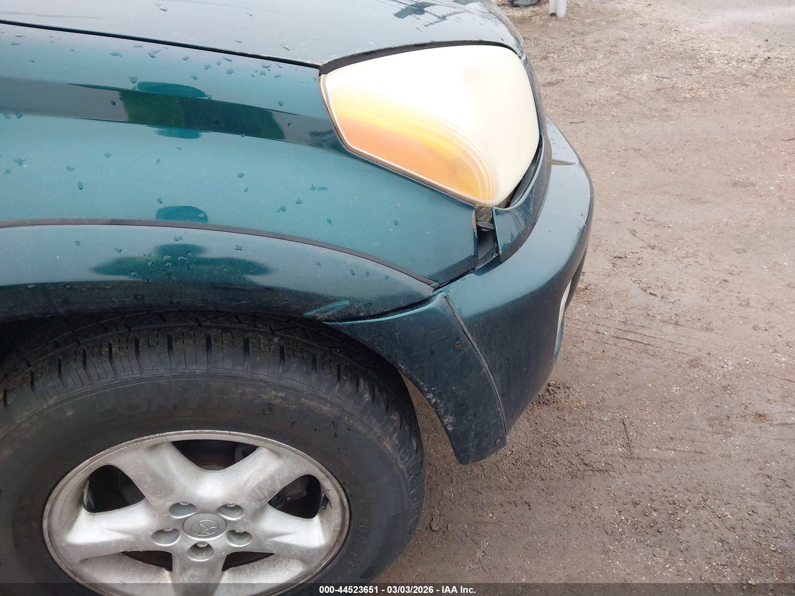 TOYOTA RAV4 image 6