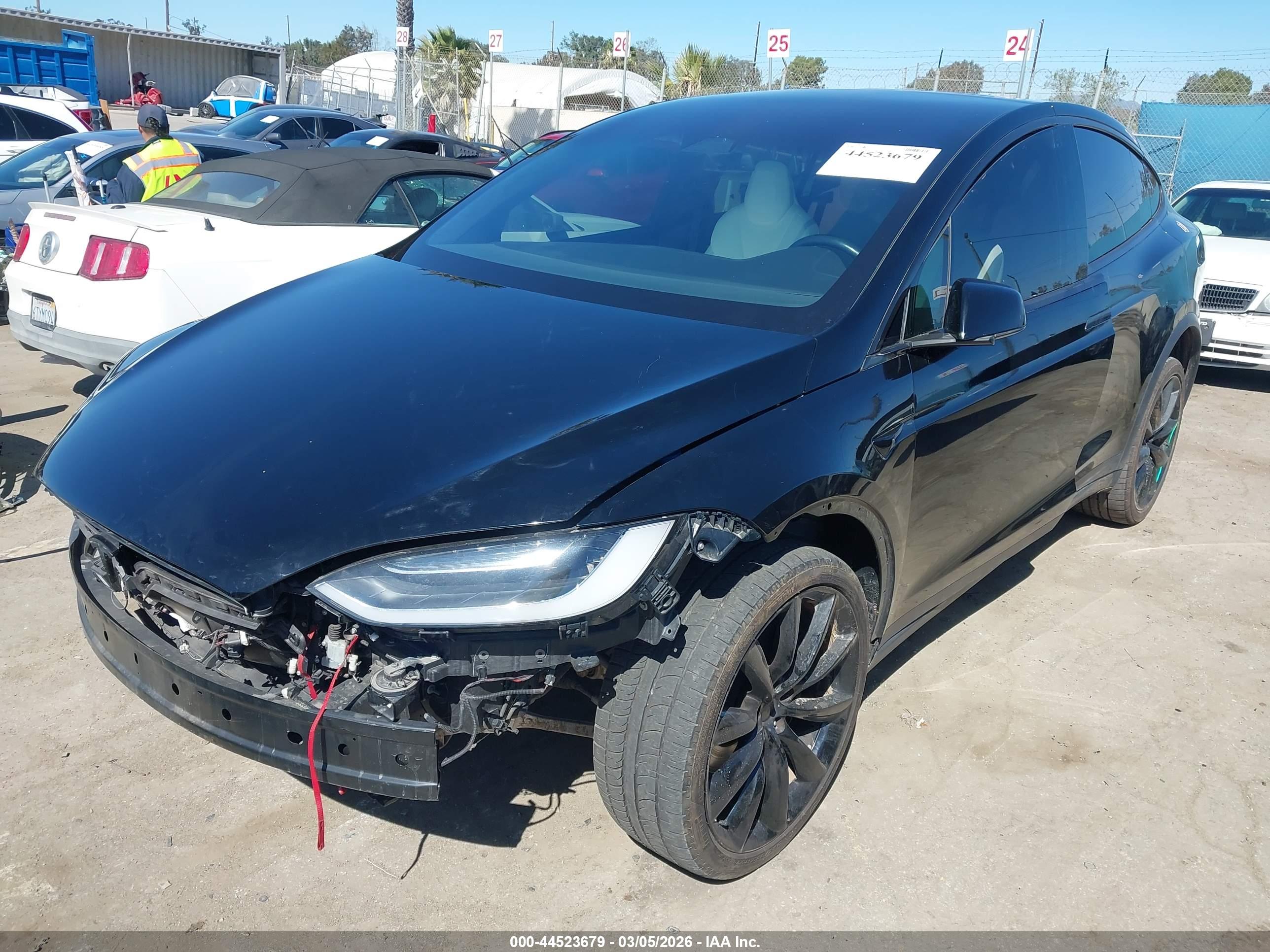 TESLA MODEL image 2