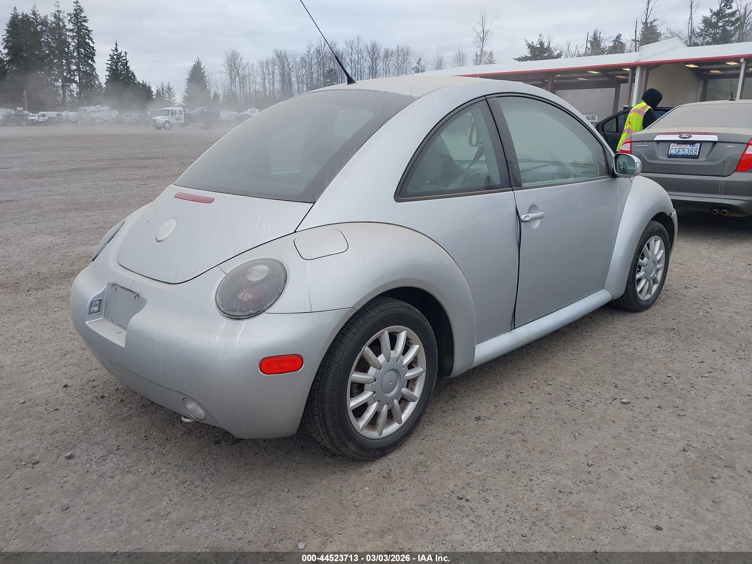 VOLKSWAGEN NEW image 4