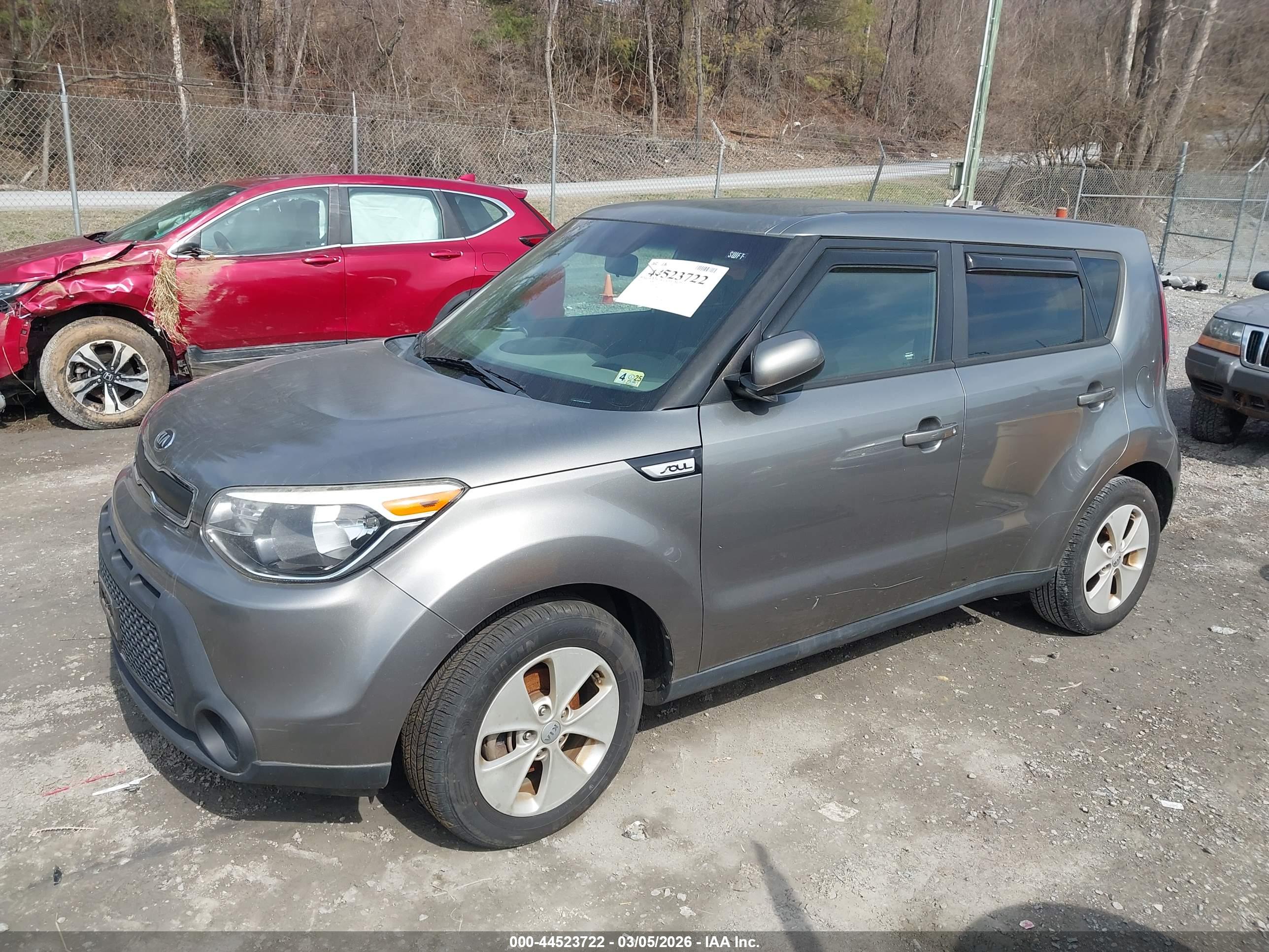 KIA SOUL image 2