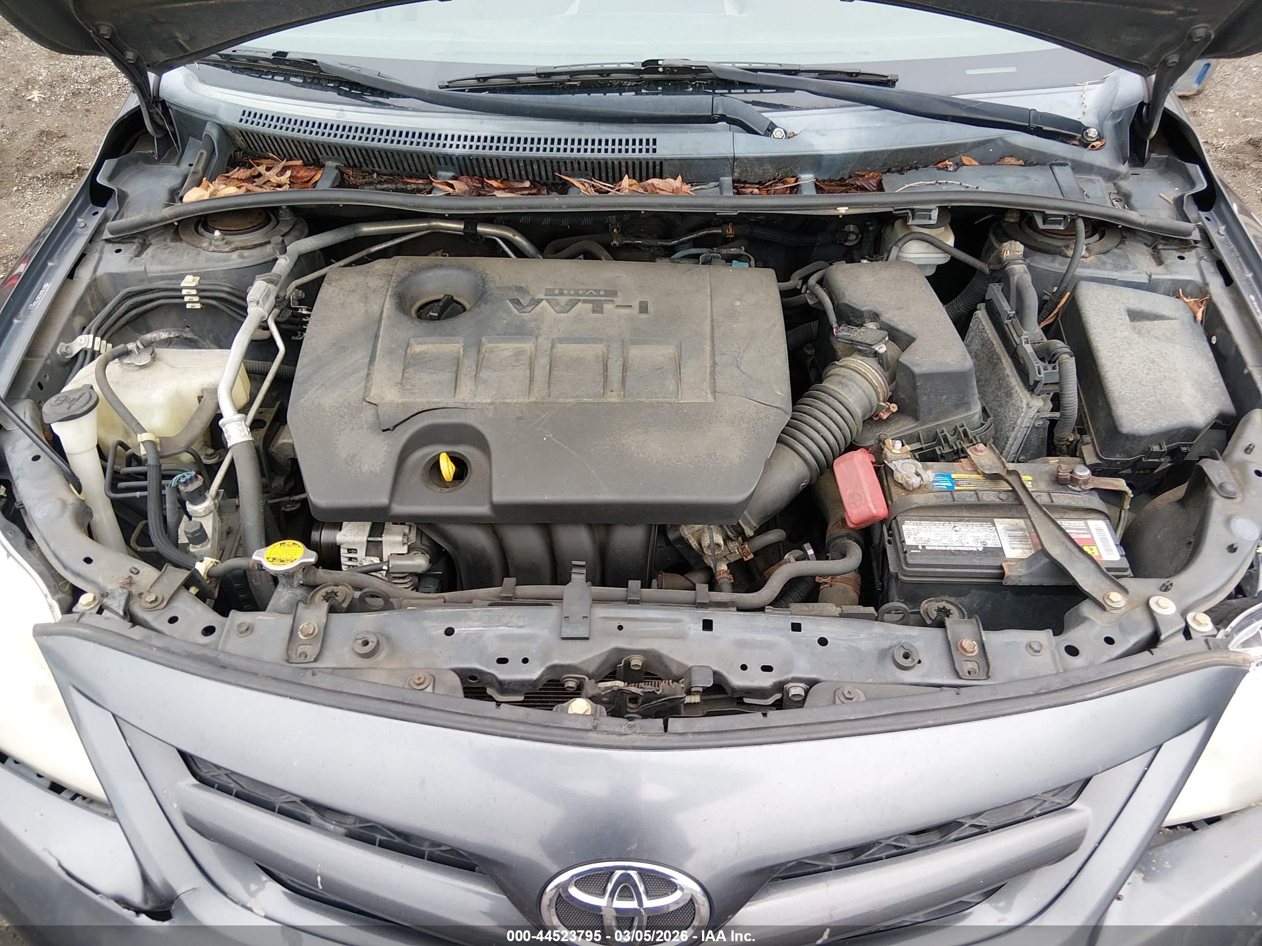 TOYOTA COROLLA image 10