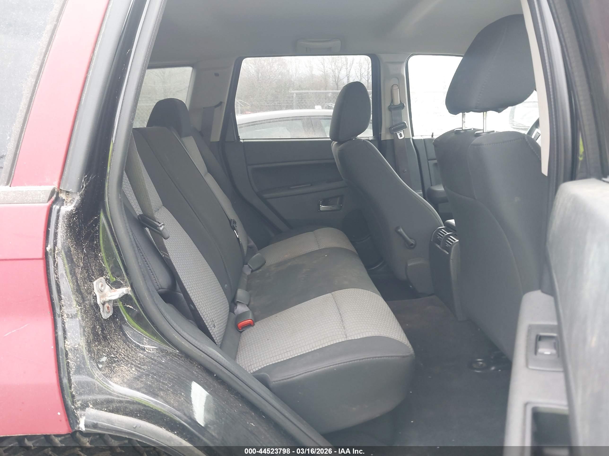 JEEP GRAND image 8