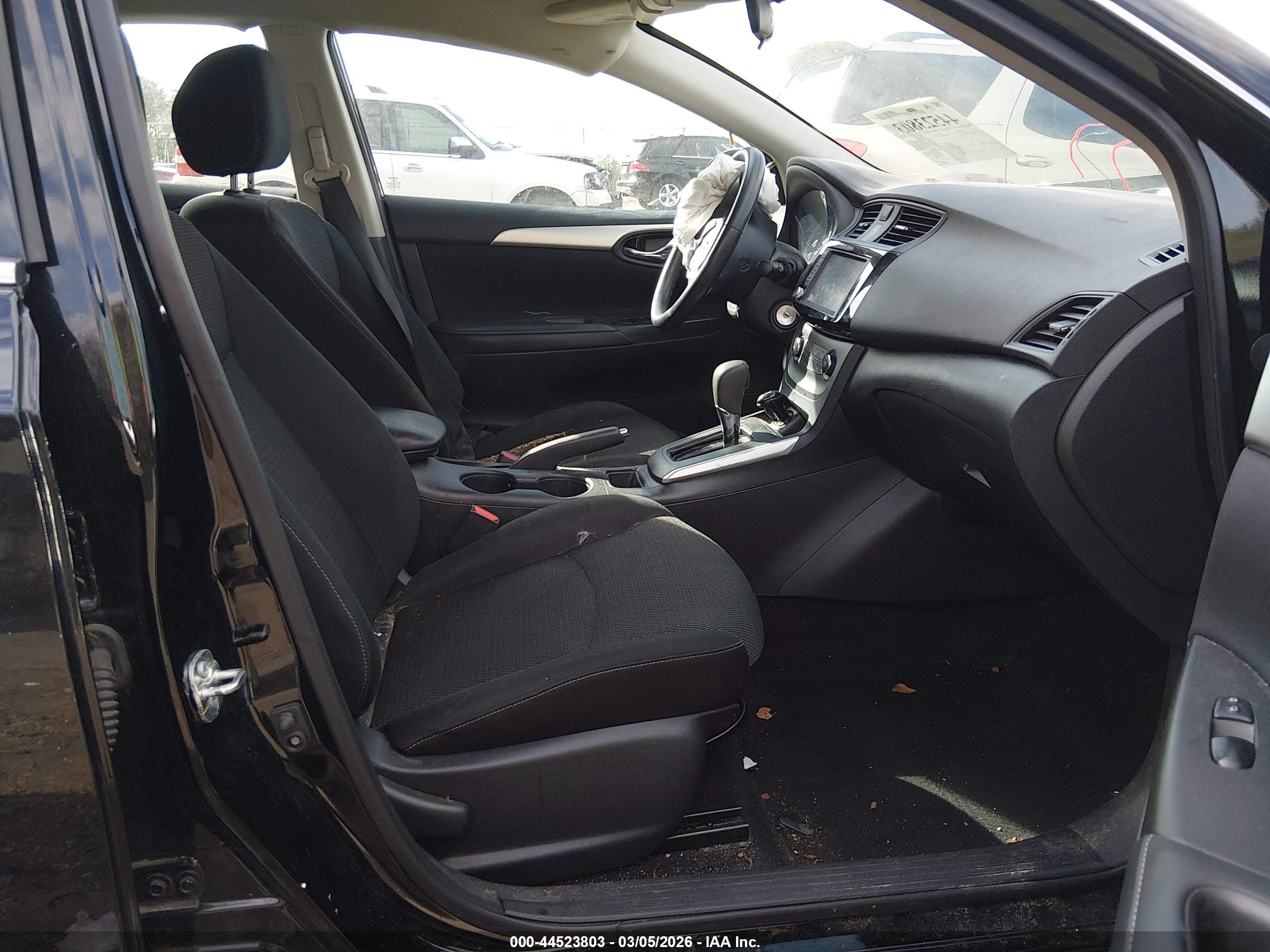 NISSAN SENTRA image 5