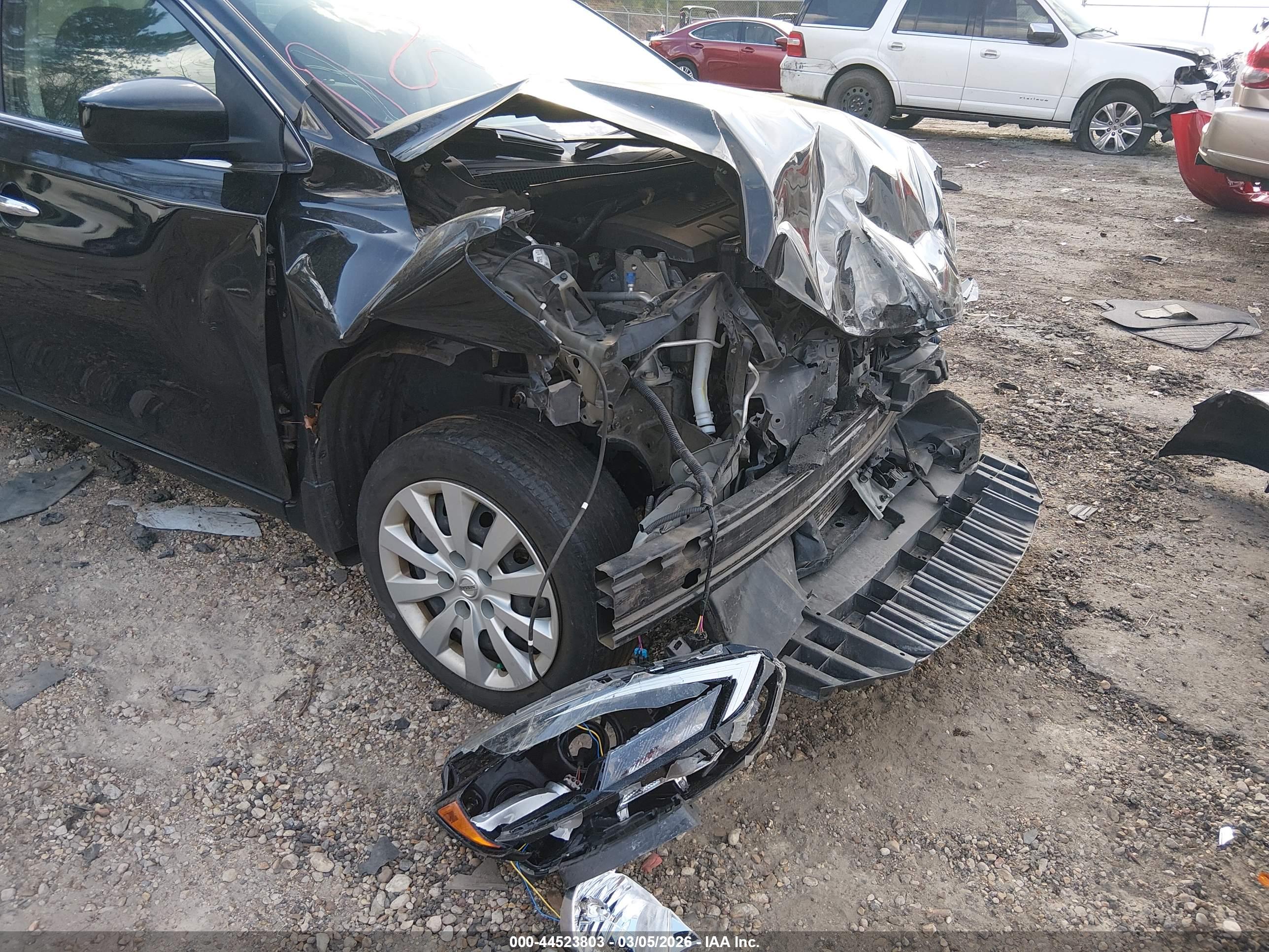 NISSAN SENTRA image 6