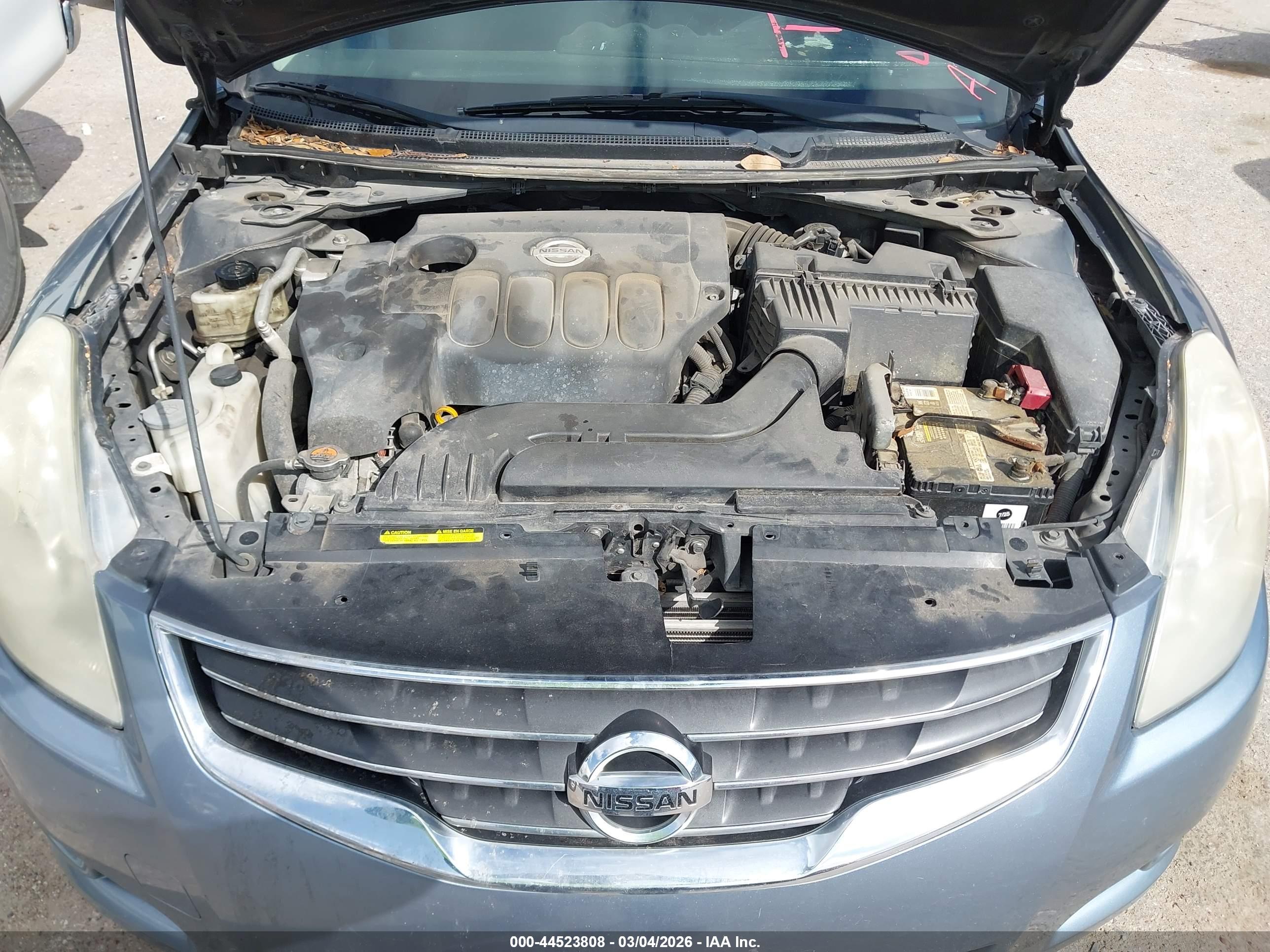 NISSAN ALTIMA image 10