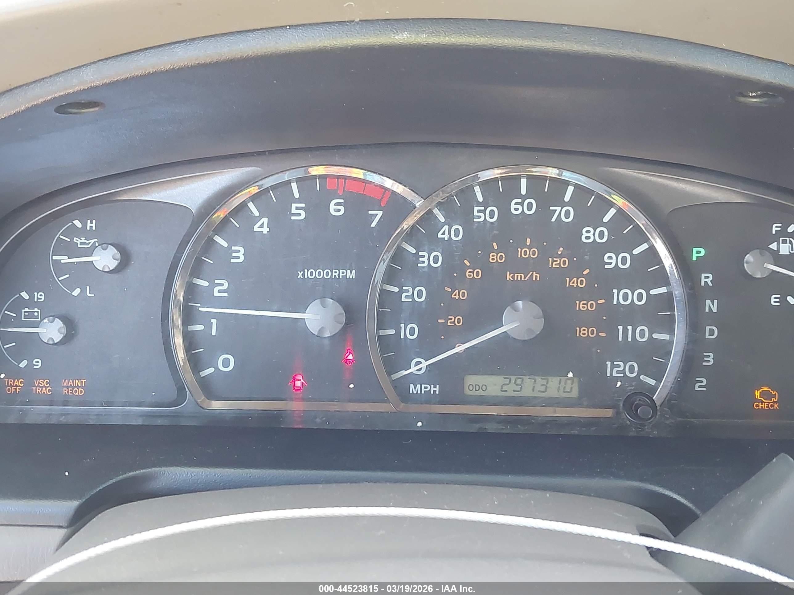 TOYOTA SEQUOIA image 7