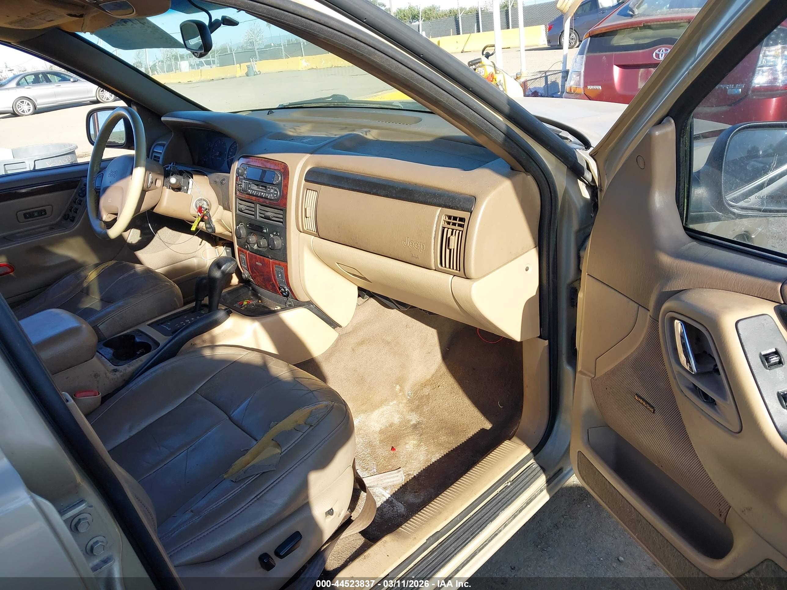 JEEP GRAND image 5