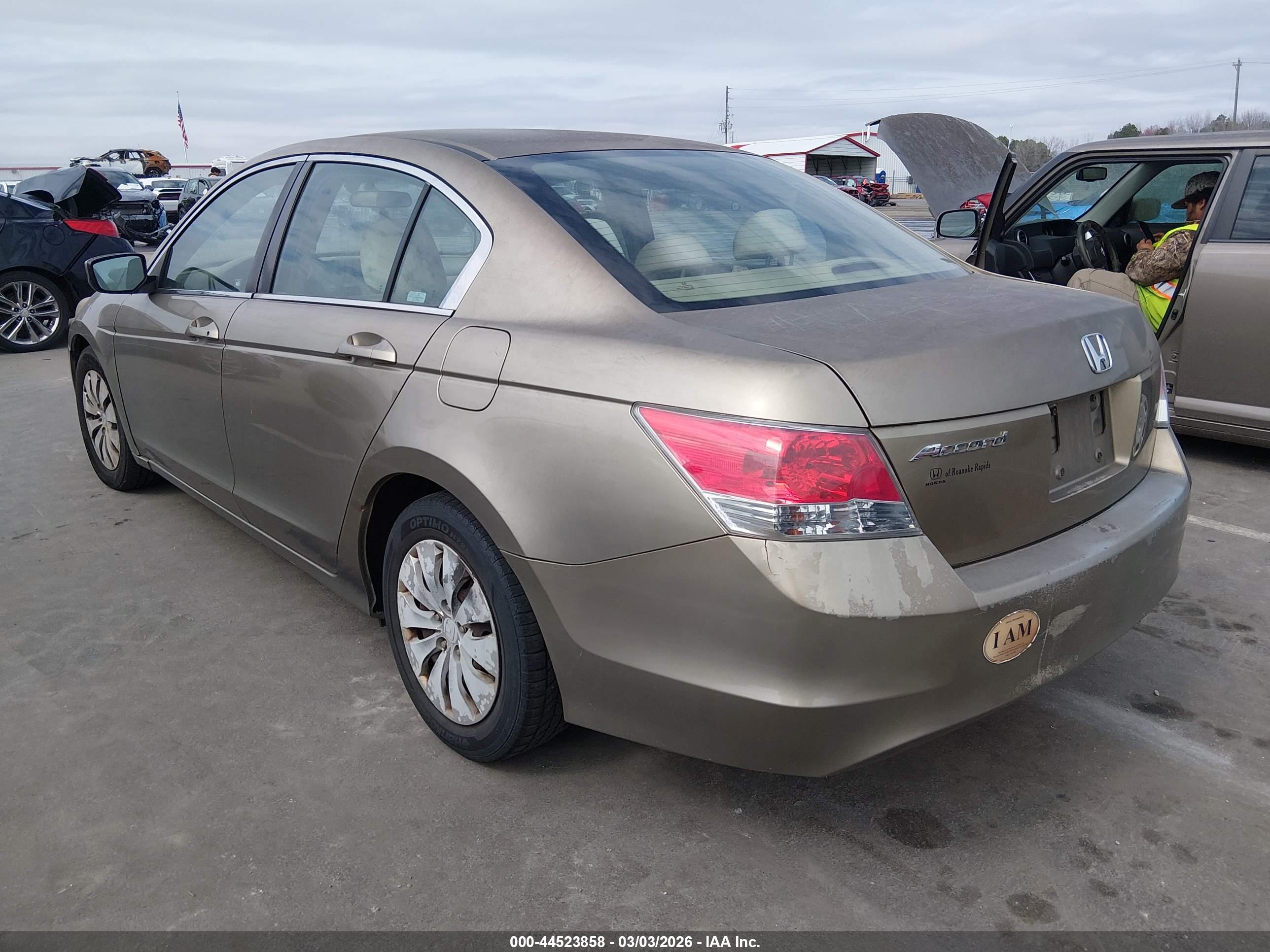 HONDA ACCORD image 3