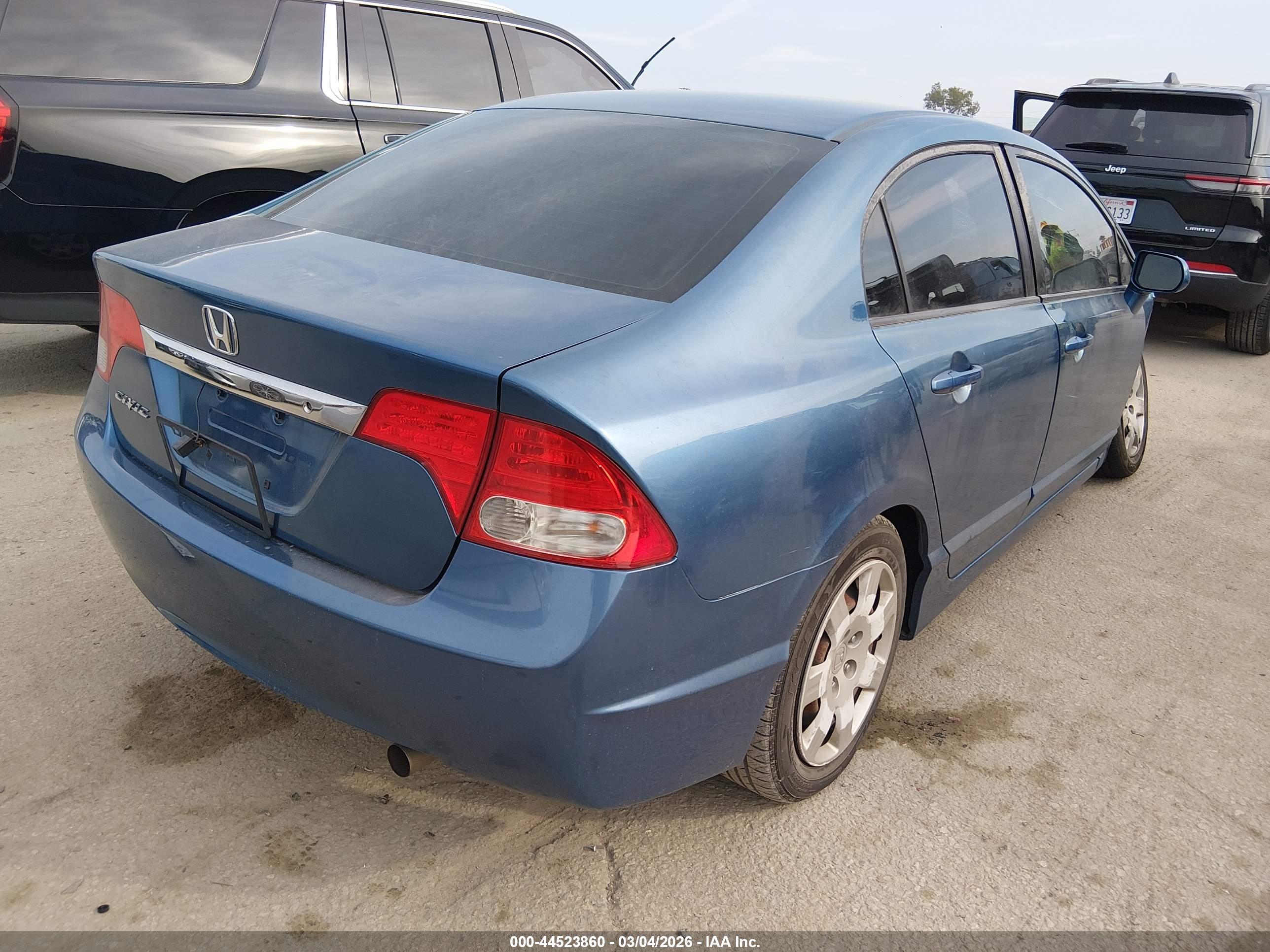 HONDA CIVIC image 4