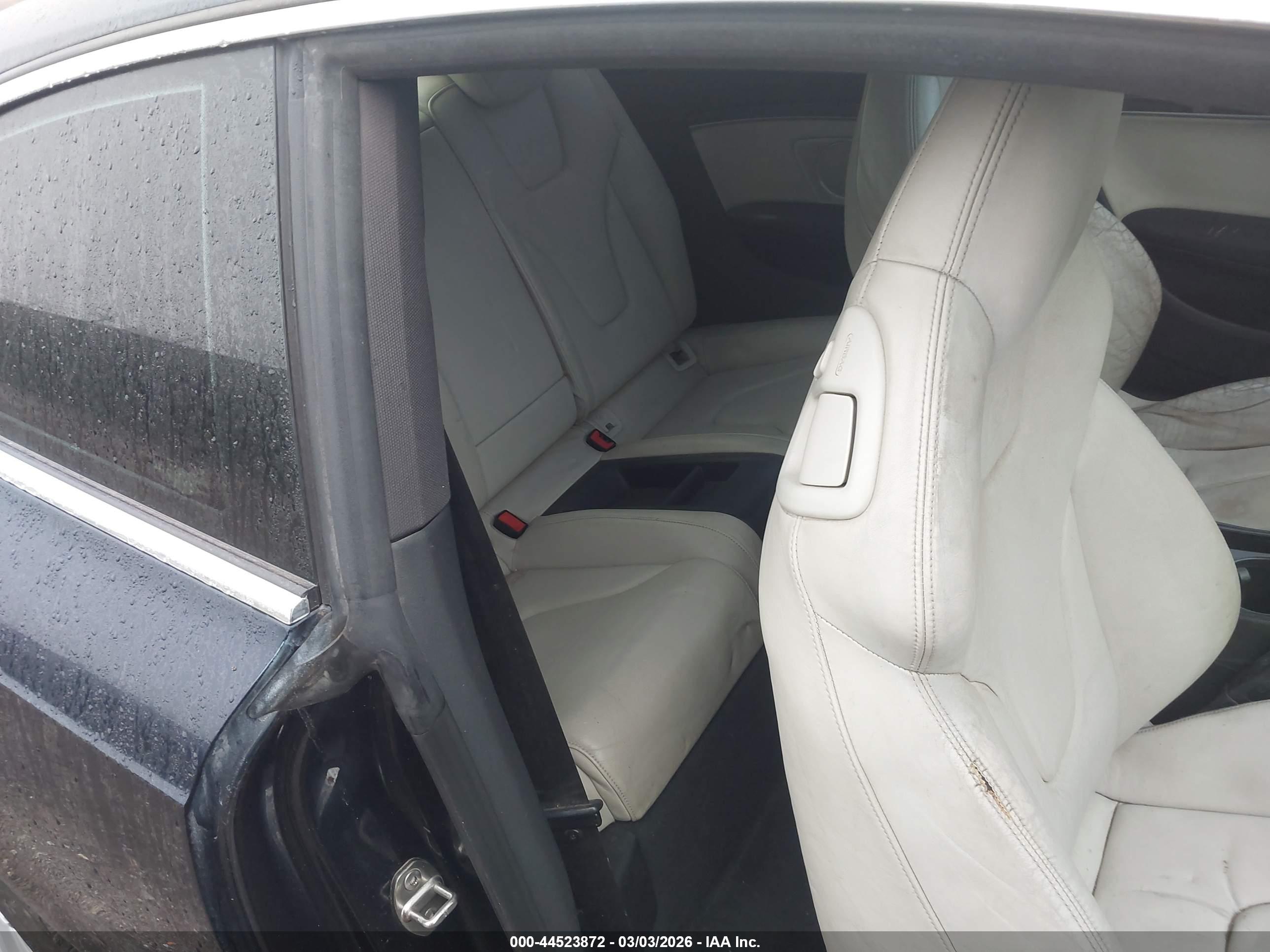 AUDI S5 image 8