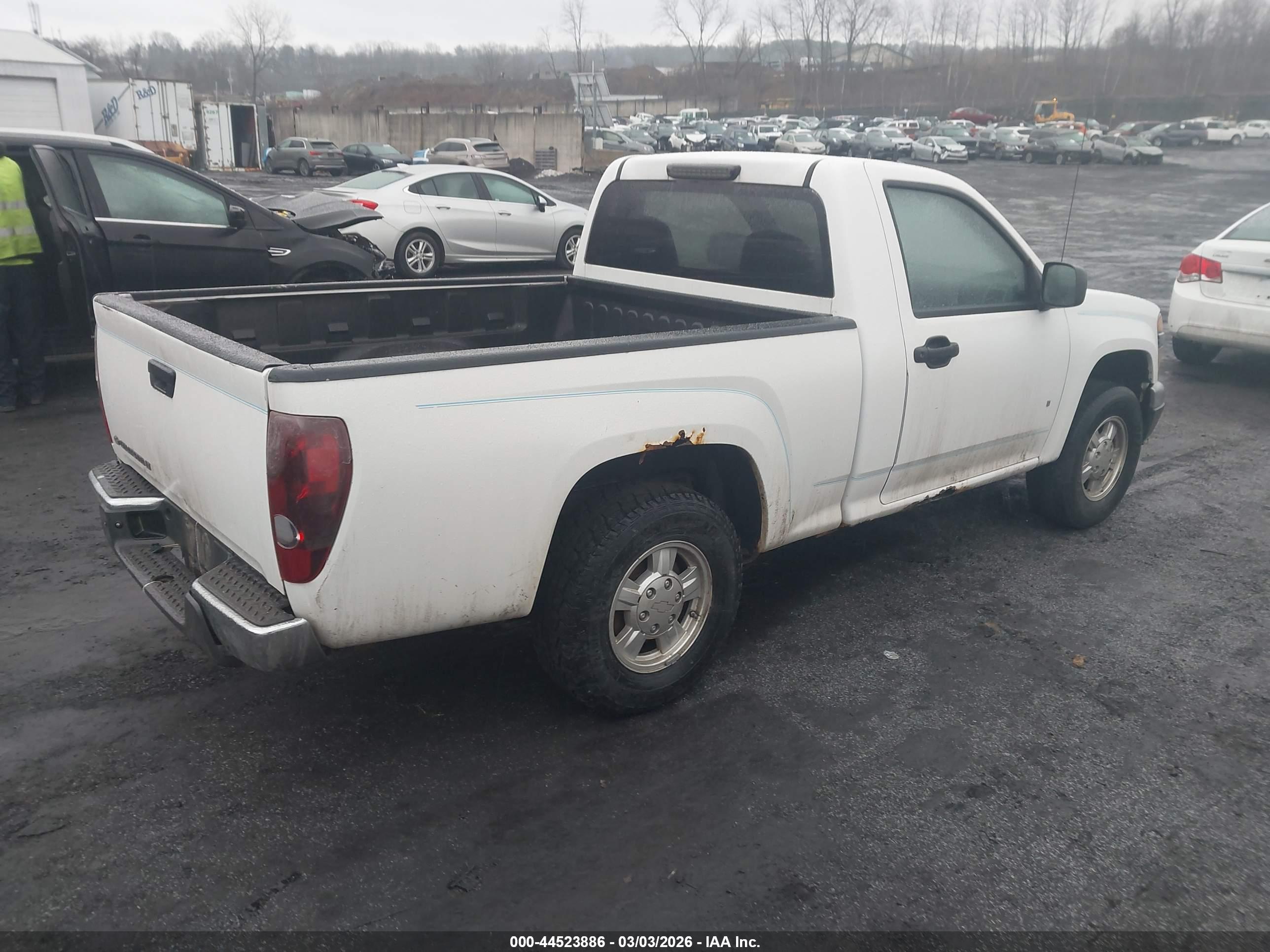 CHEVROLET COLORADO image 4