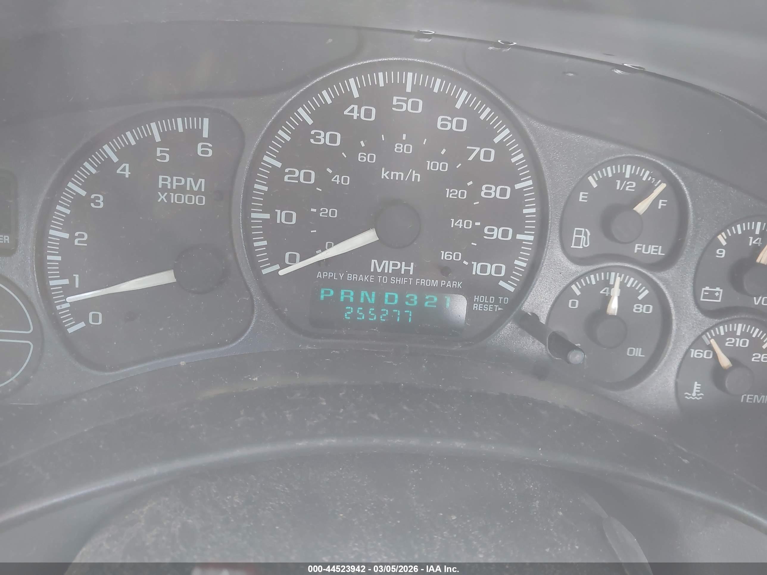 CHEVROLET SILVERADO image 7