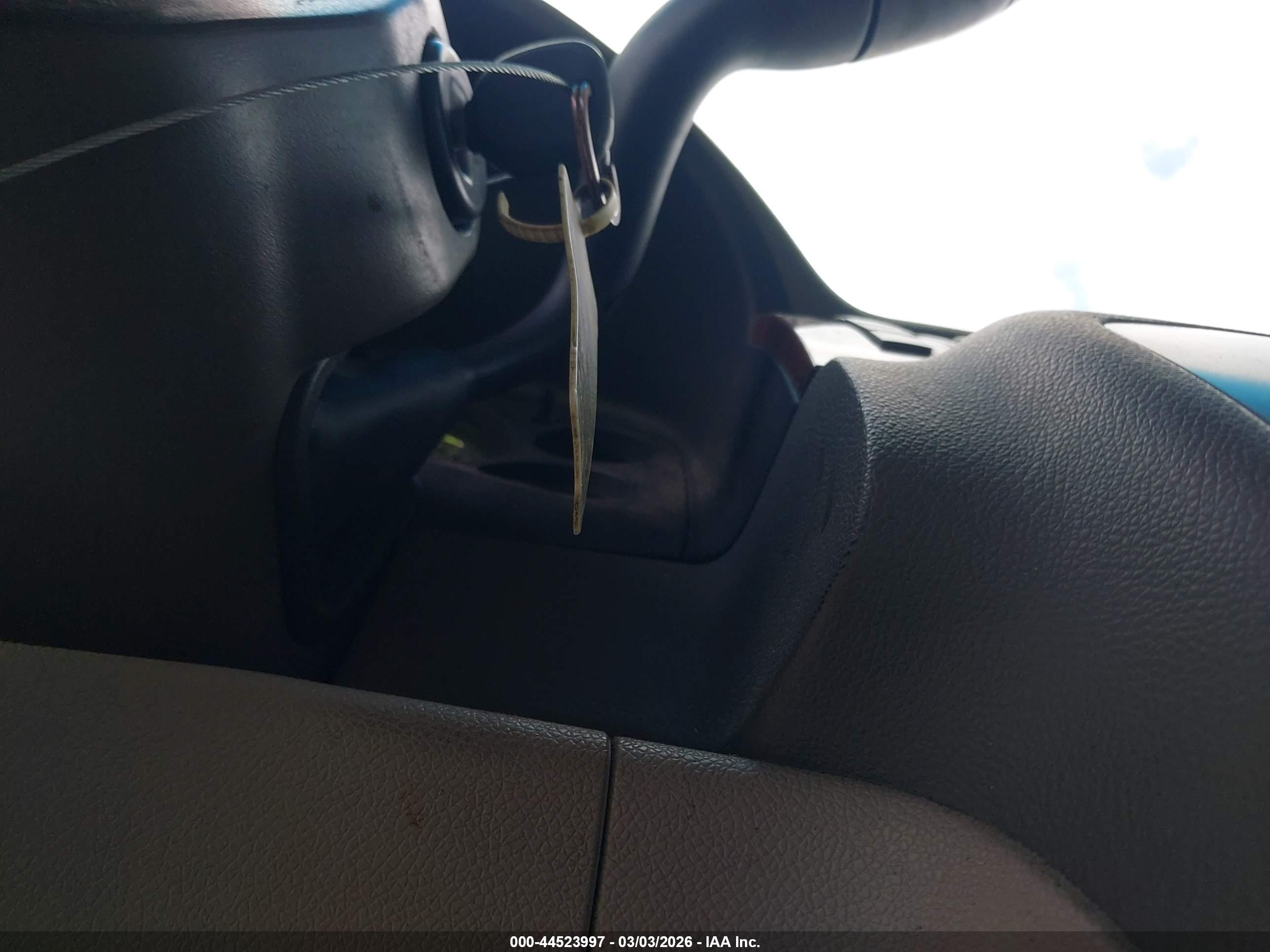 GMC YUKON image 11