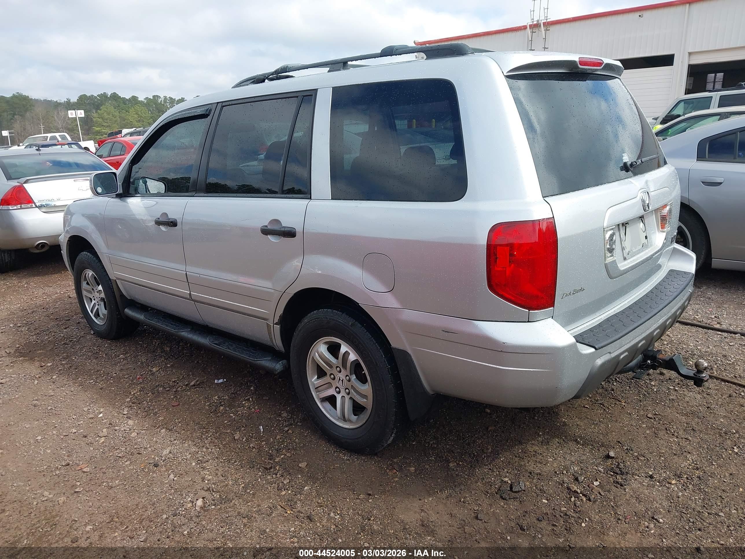HONDA PILOT image 3