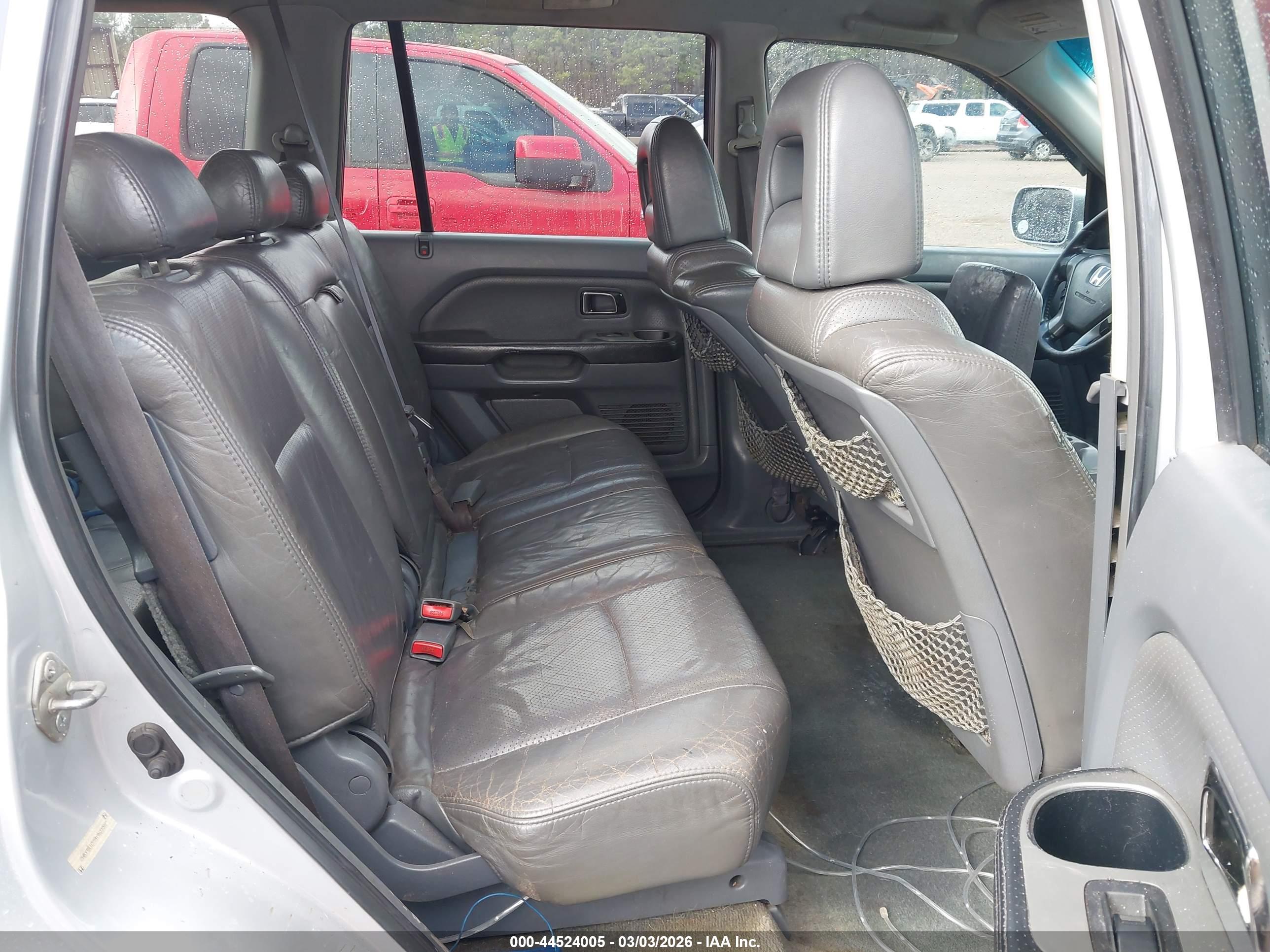 HONDA PILOT image 8