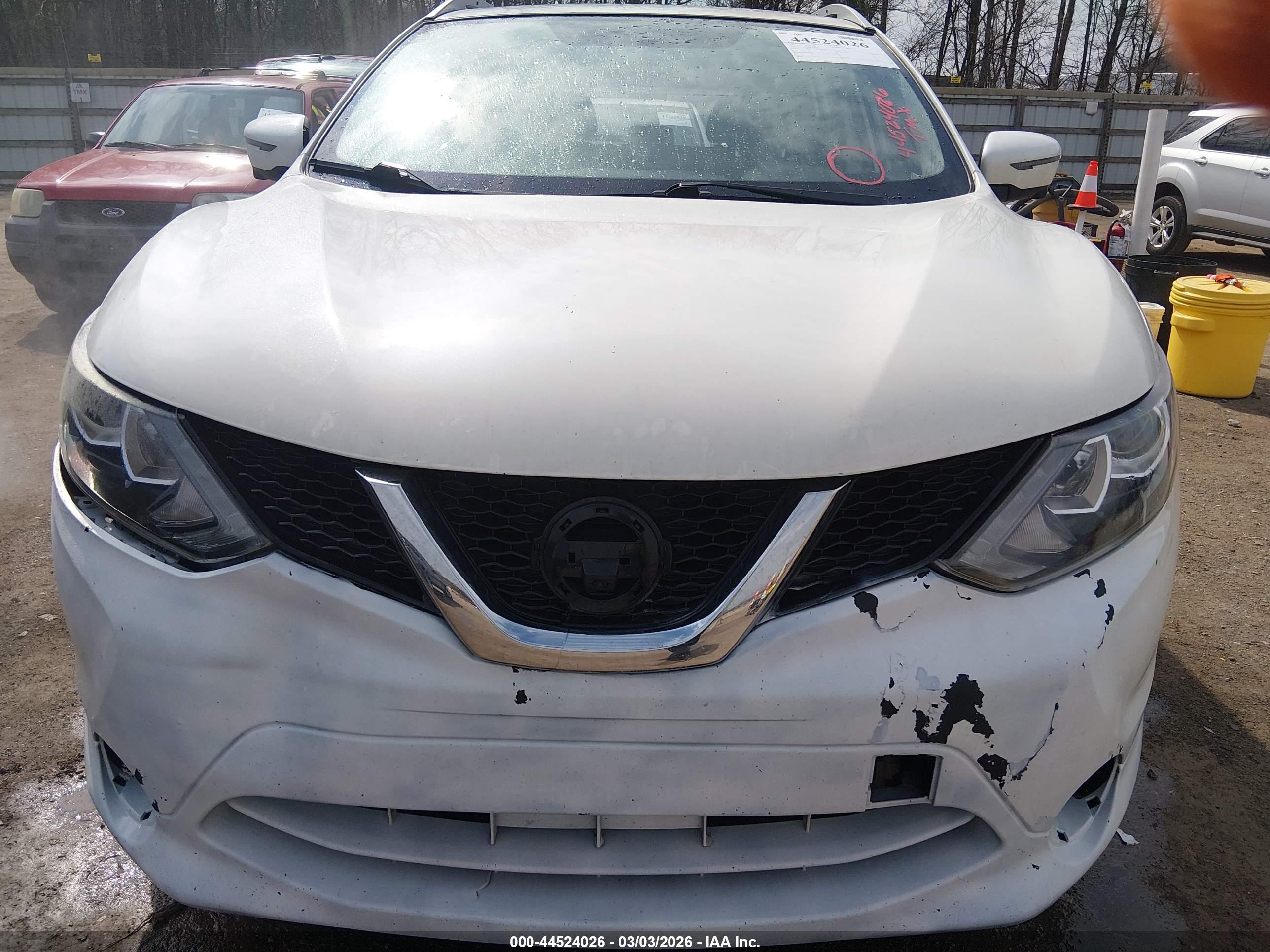 NISSAN ROGUE image 6