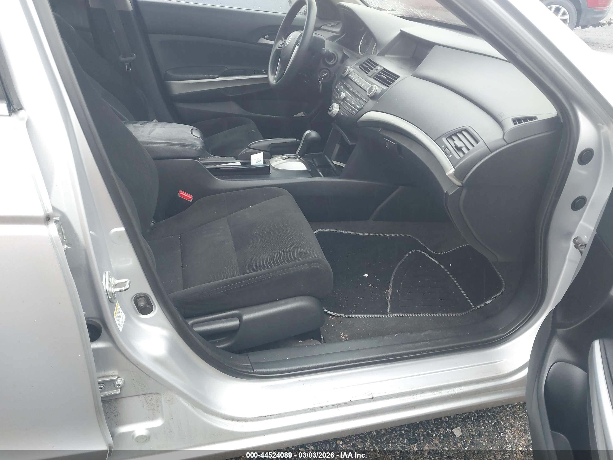 HONDA ACCORD image 5