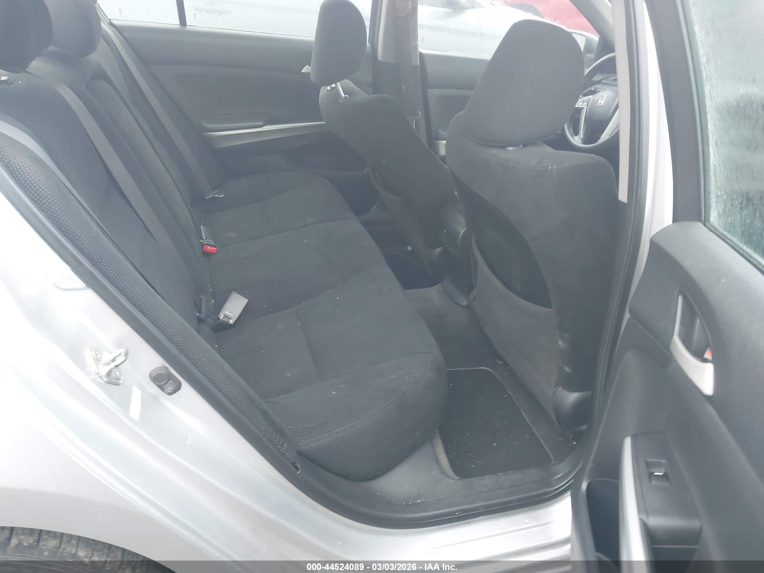 HONDA ACCORD image 8