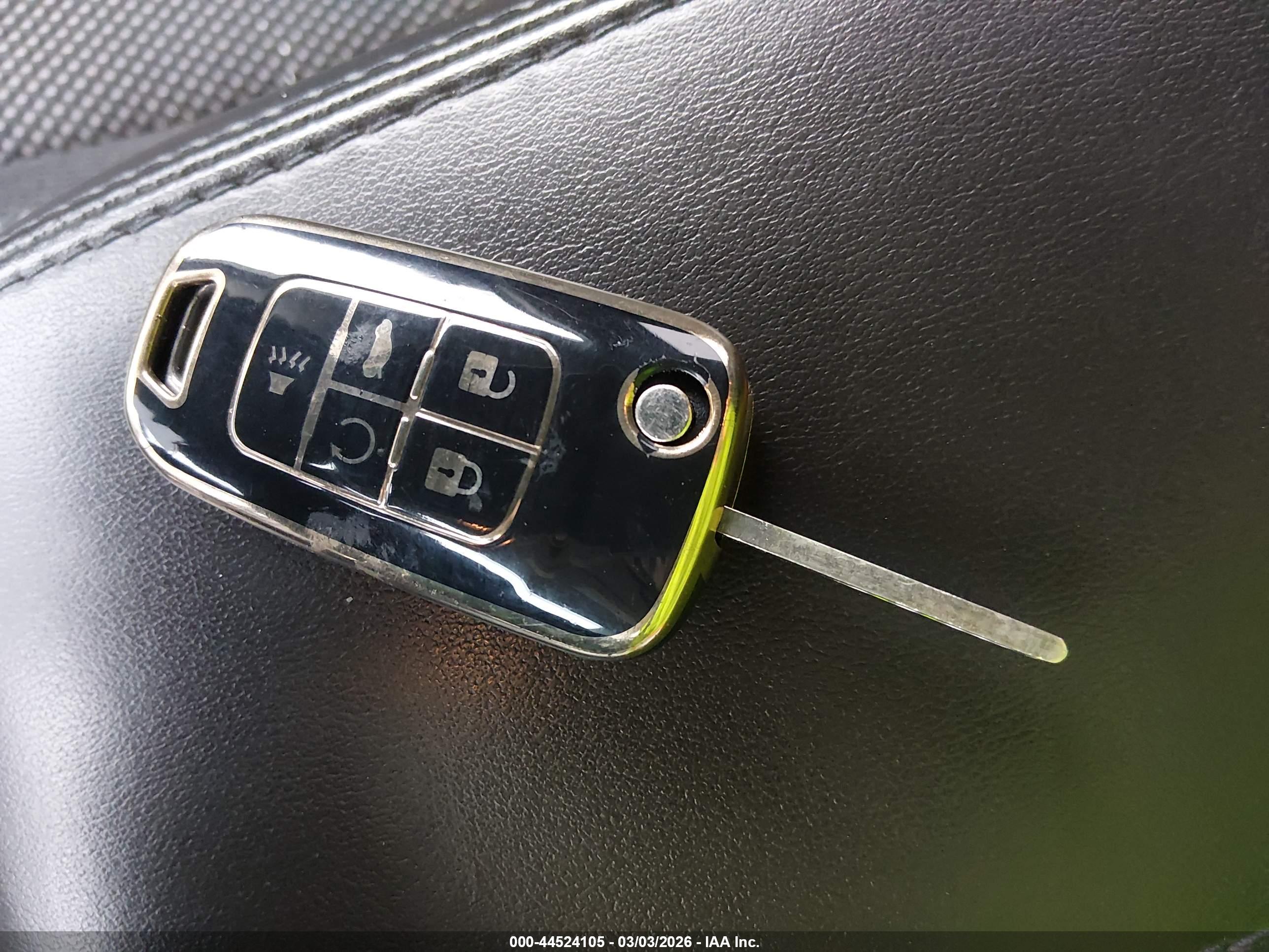 CHEVROLET EQUINOX image 11