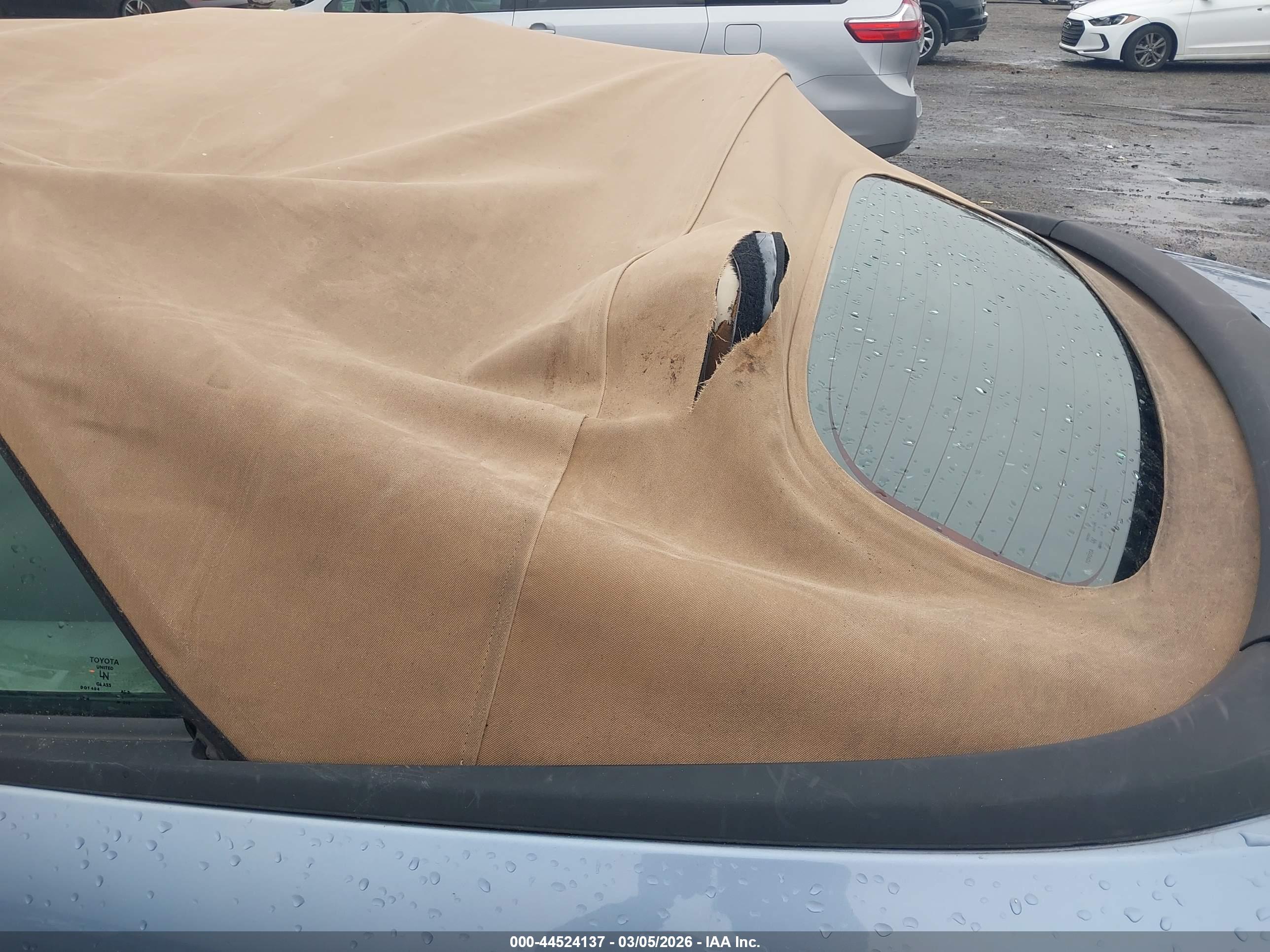 TOYOTA CAMRY image 6