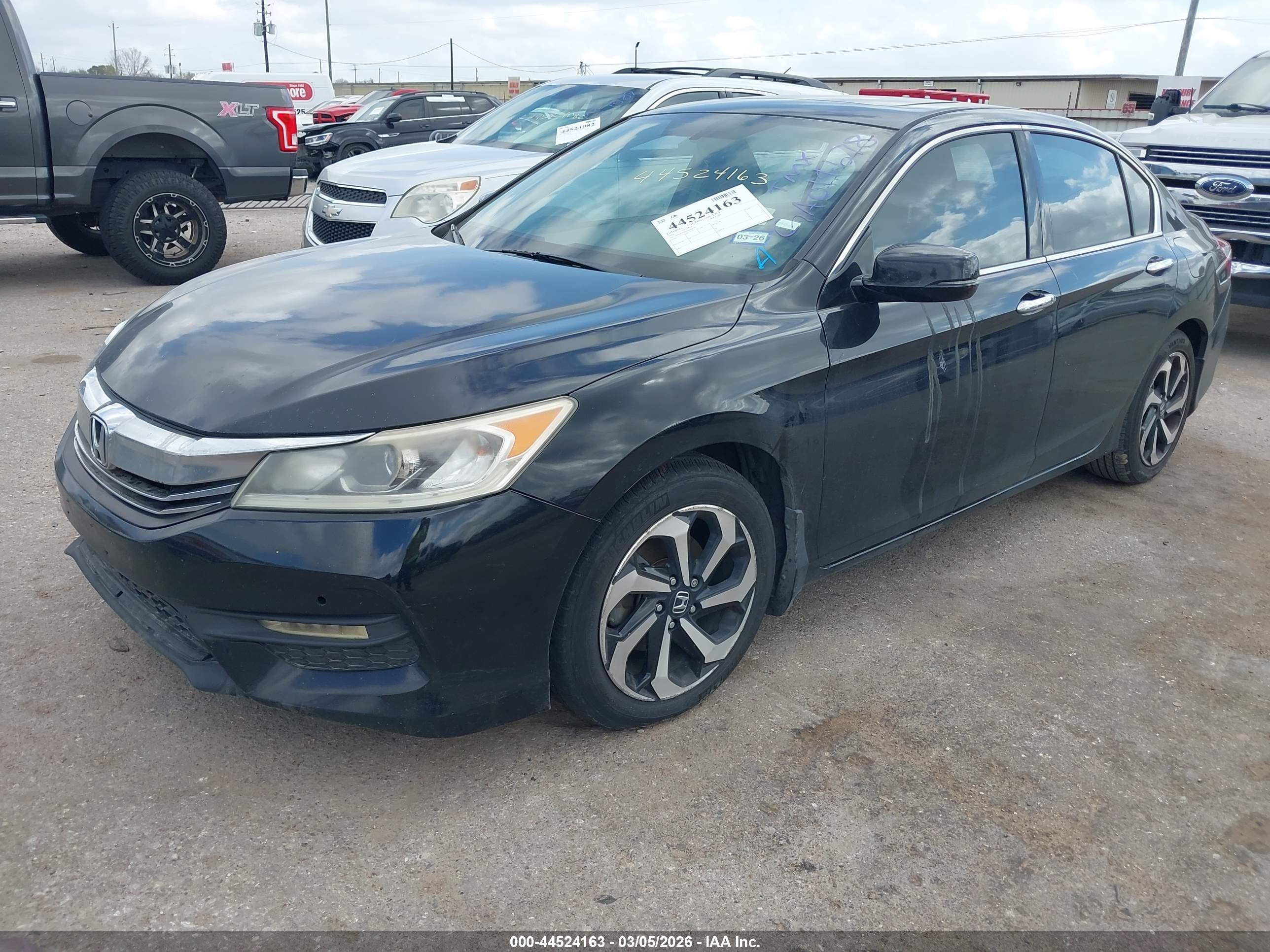 HONDA ACCORD image 2